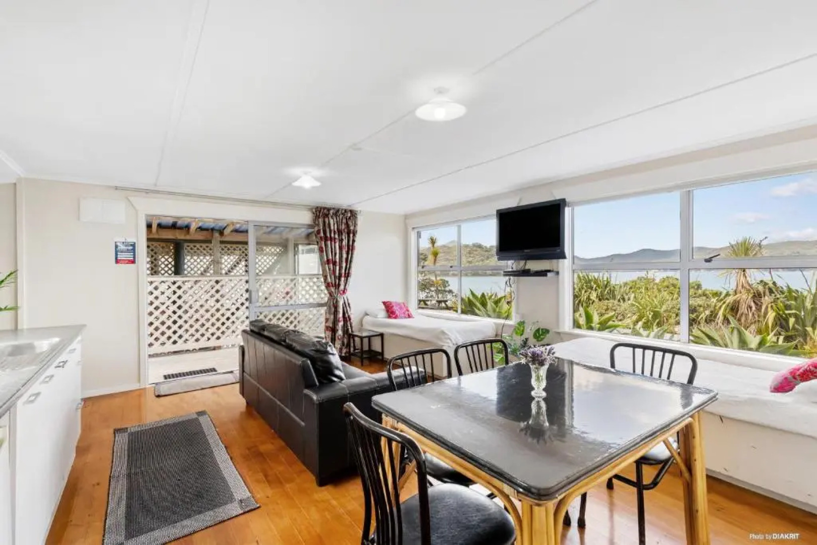 Tipi and Bob's Waterfront Lodge