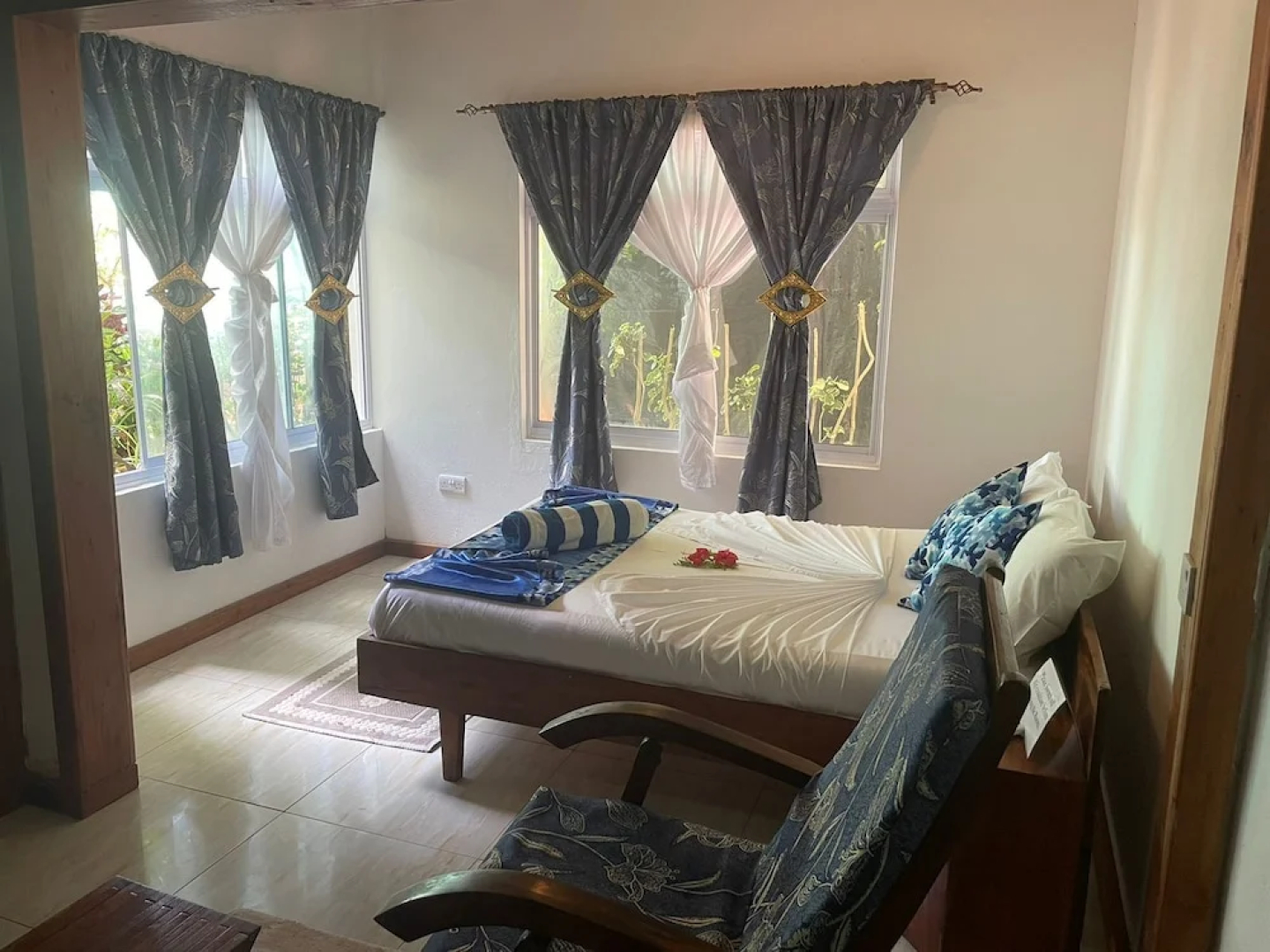 Jeanny's Apartments