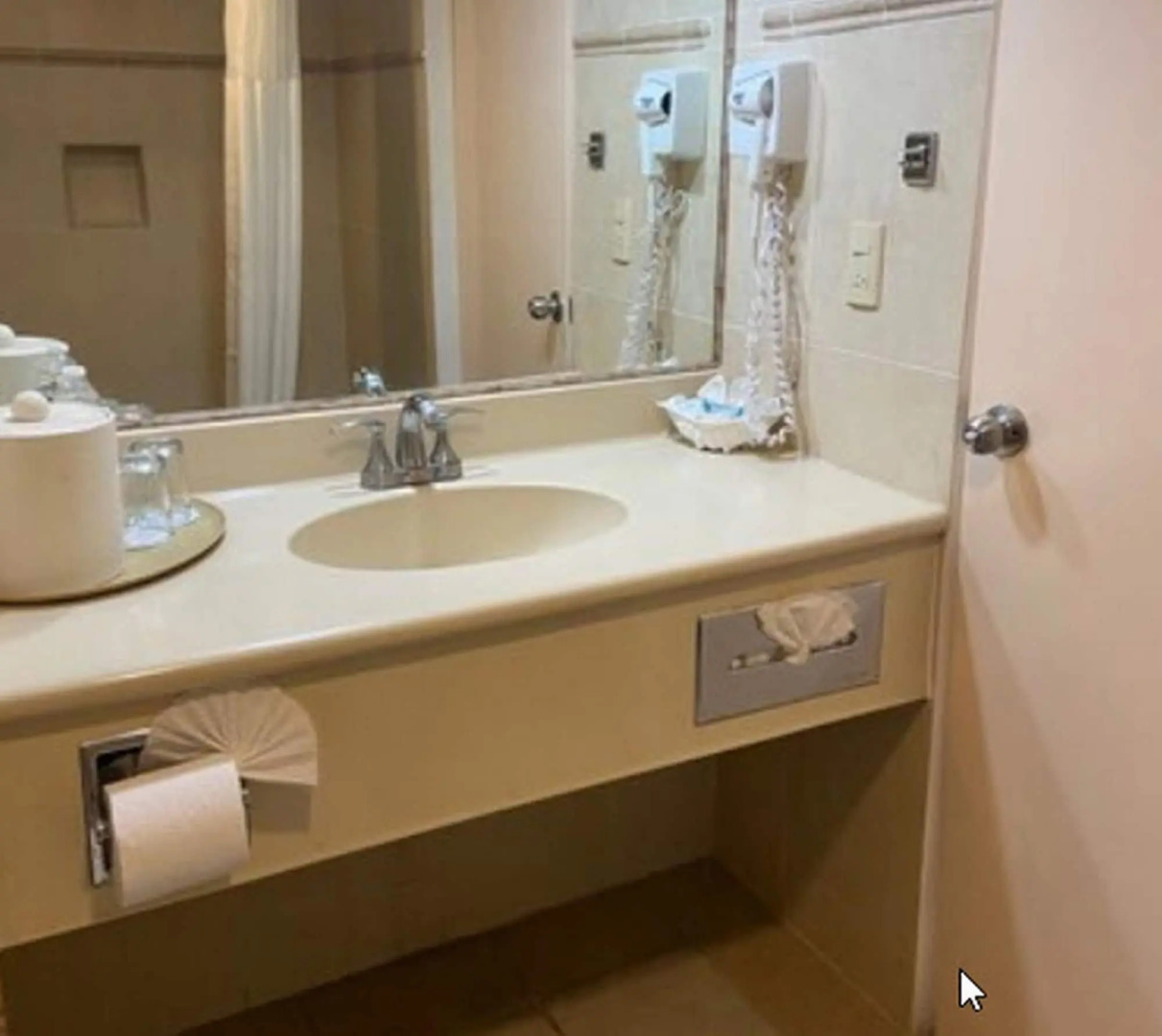 Araiza Palmira Hotel