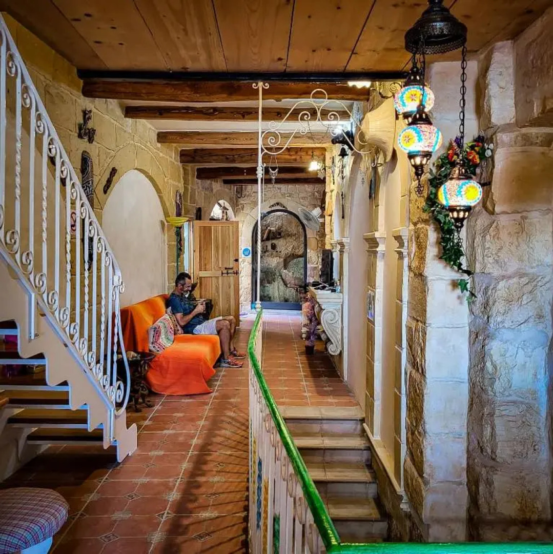 1500 Little Pink House in Kalkara Creek