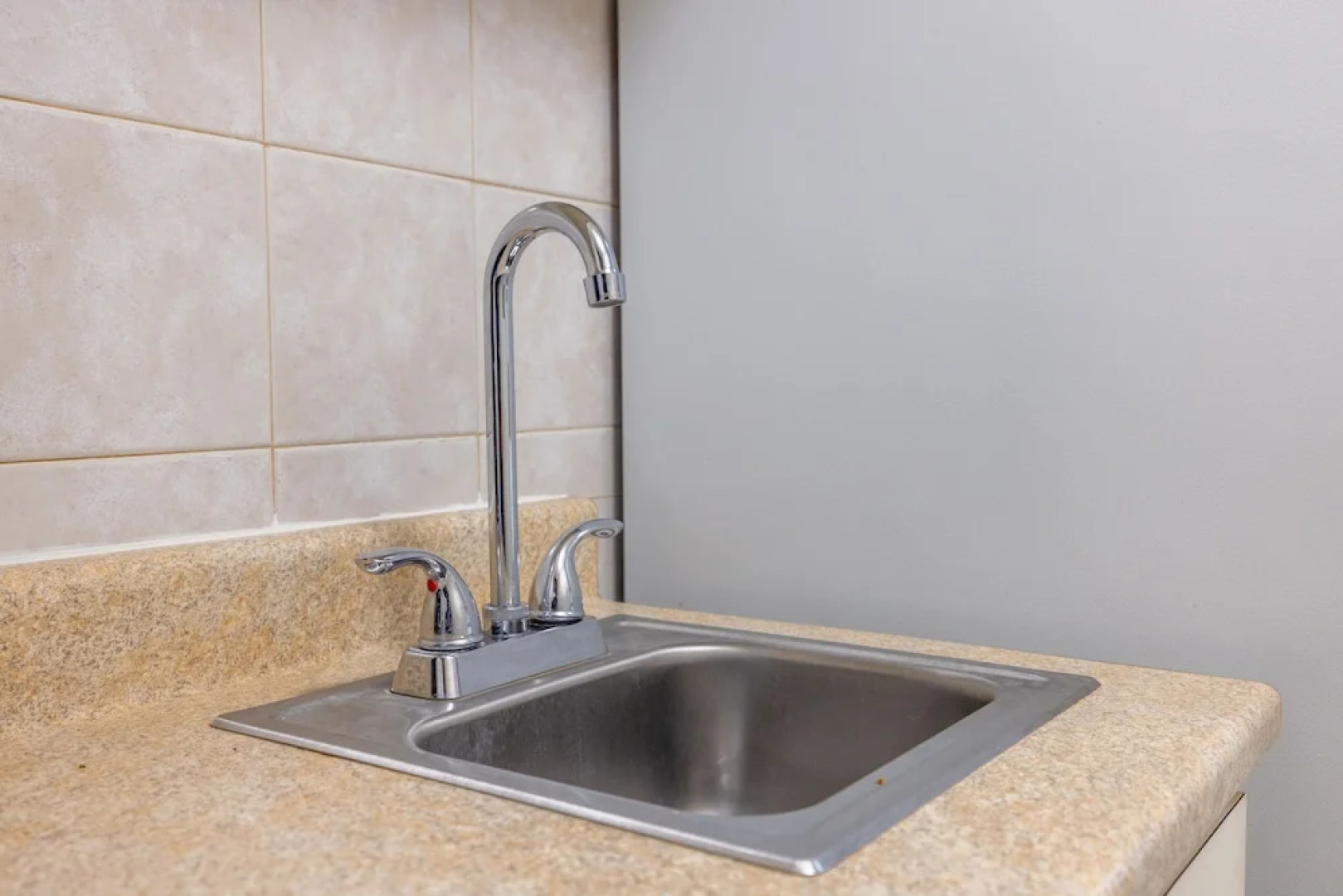 Golden Dream Studio 306 B