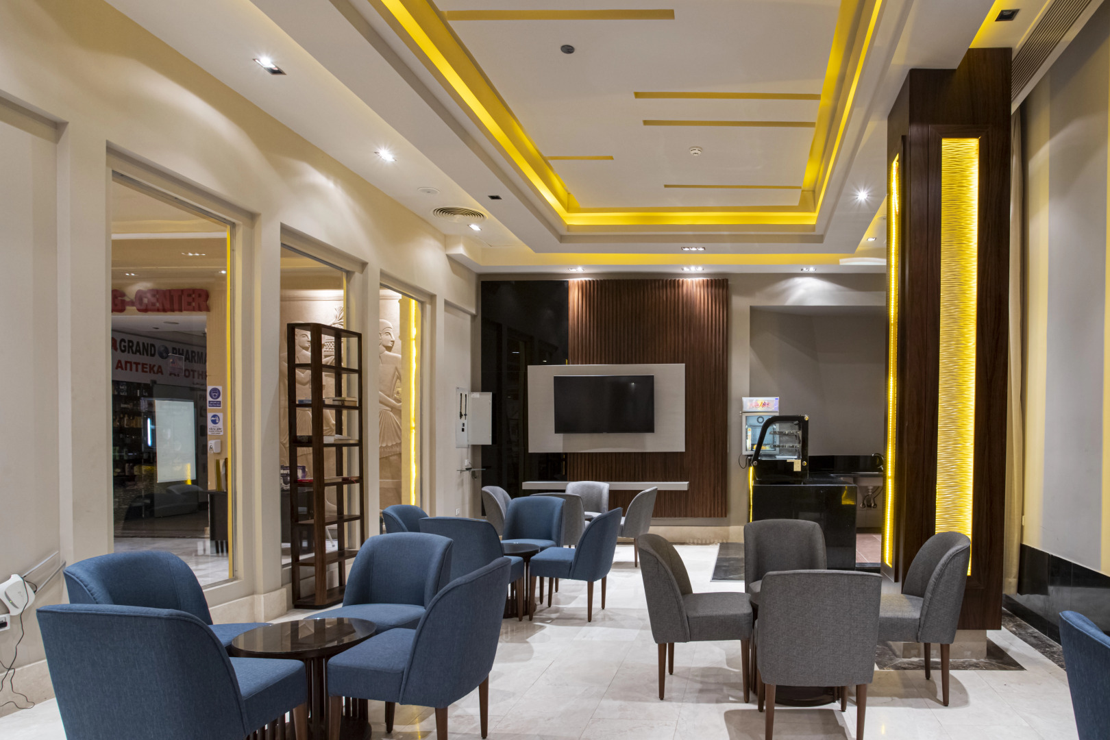 AMC Royal Hotel & Spa