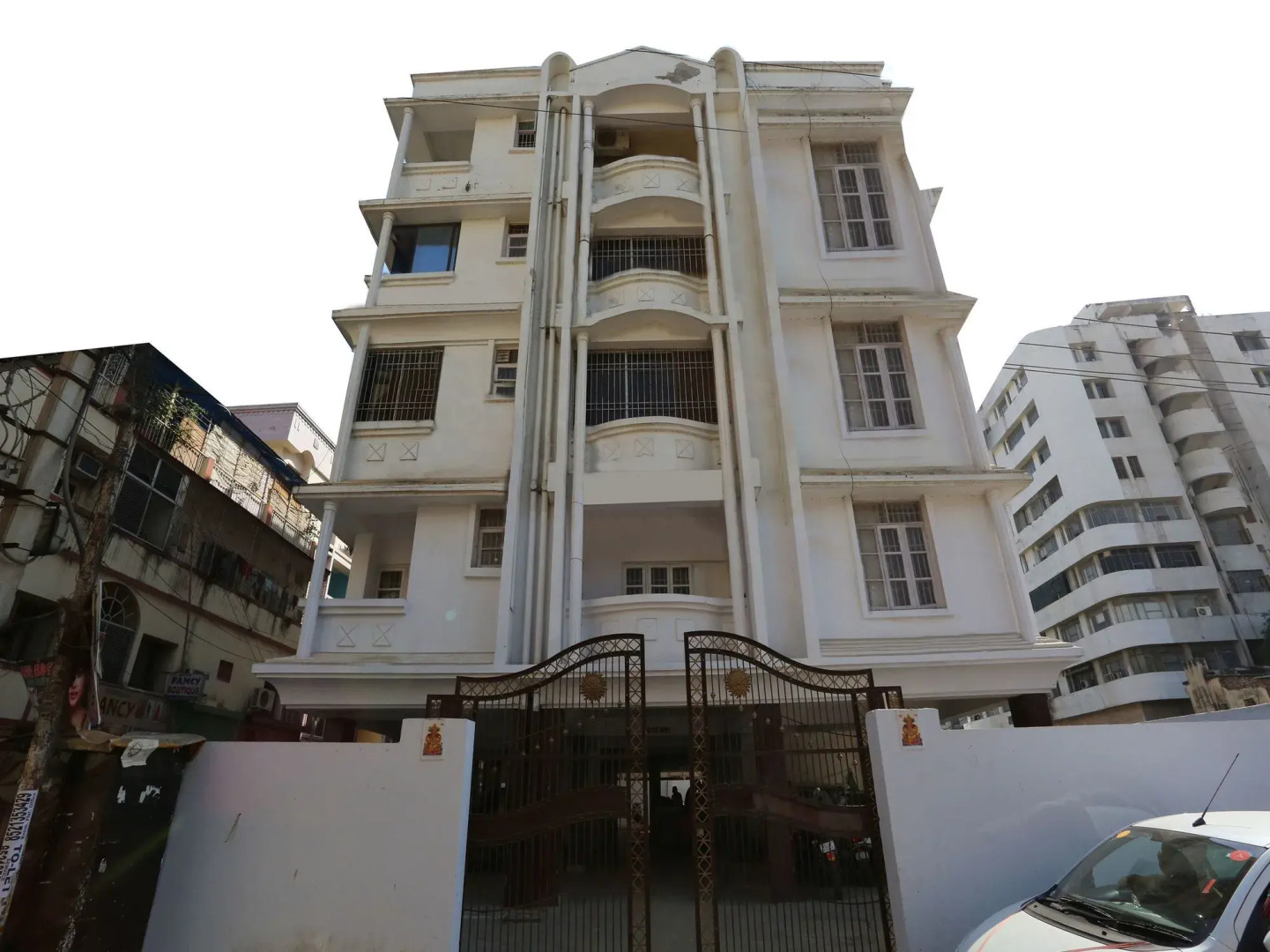 OYO 13216 Sidhi Vinayak Residency