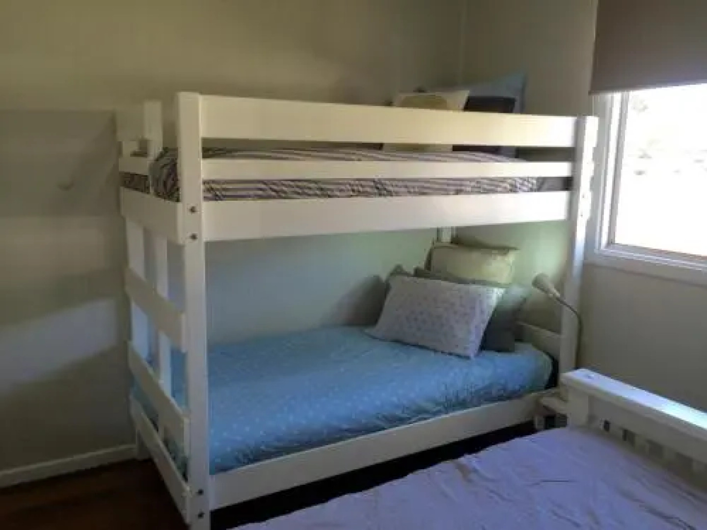 Tallowood beachfront cottage