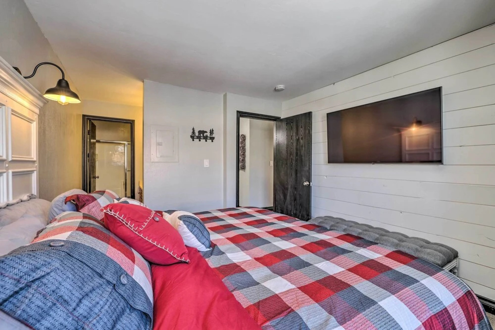 The Bunk House - Ski-in/ski-out at Giant Steps!