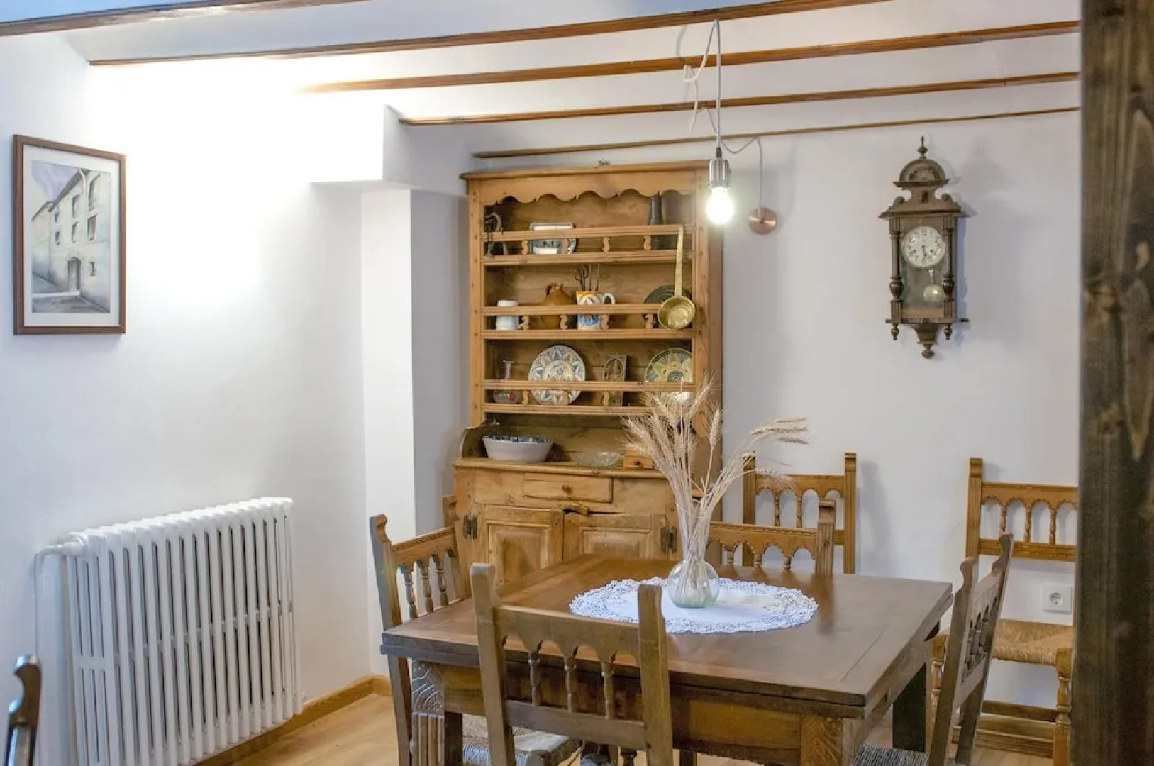 House With 4 Bedrooms in Anciles, With Wonderful Mountain View, Furnished Balcony and Wifi Near the Slopes