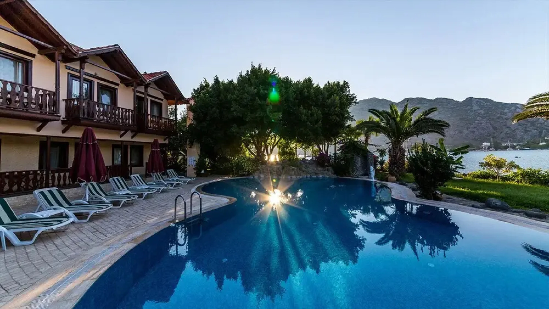 Palmetto Resort Hotel