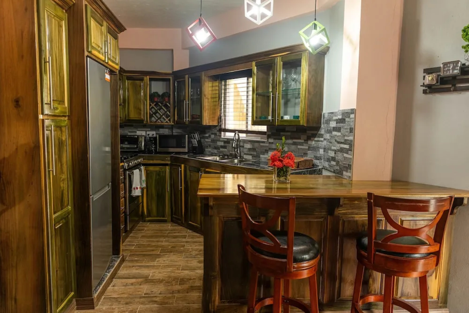Topaz Apartment Villa - Mountain View