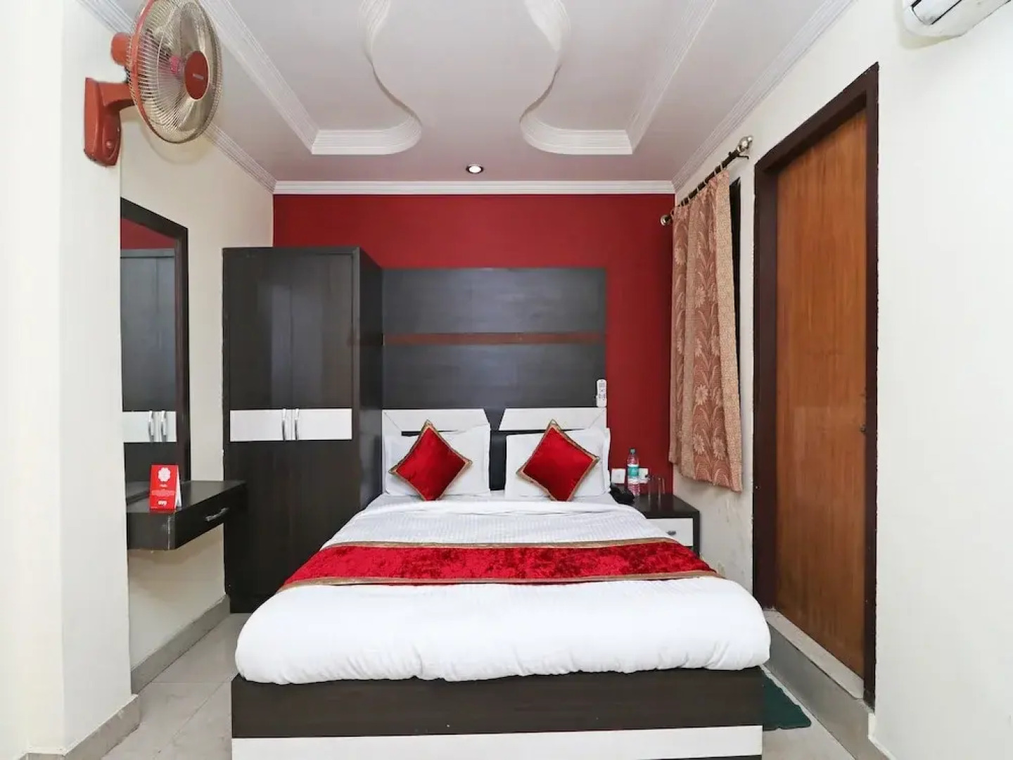 OYO 13474 Punjab Regency