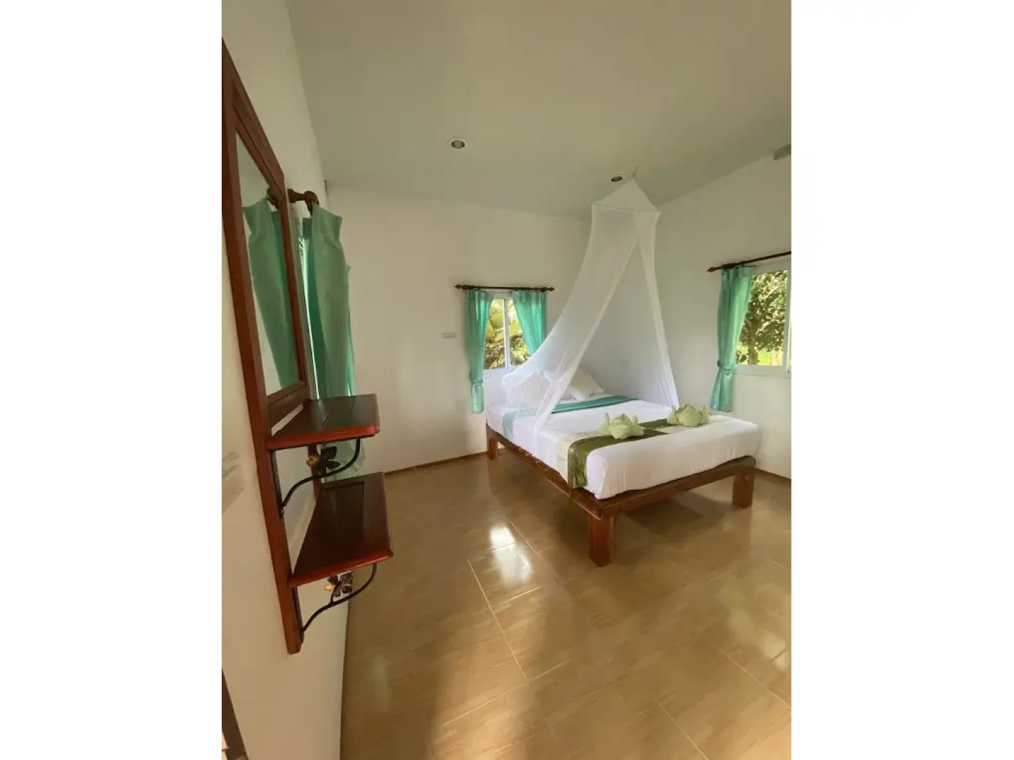 Khaosok Bamboo Huts Resort