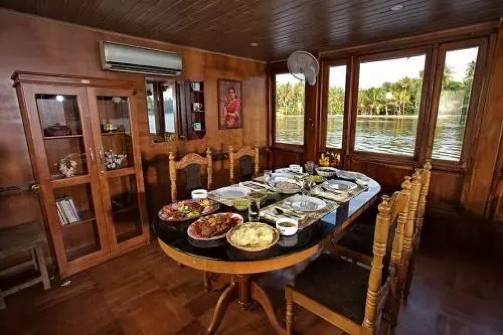 Dona House Boats at Alappuzha (Alleppey Backwaters)