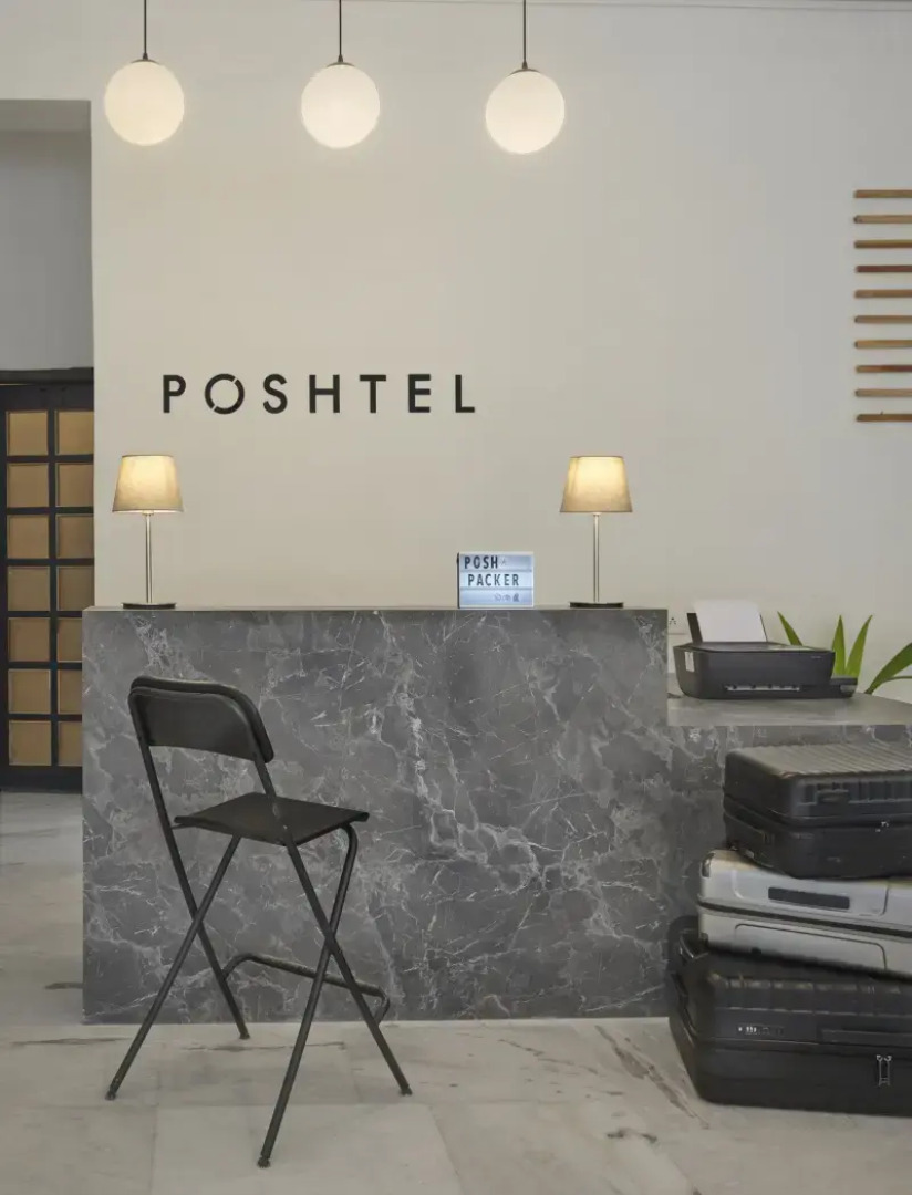 Poshtel VNS