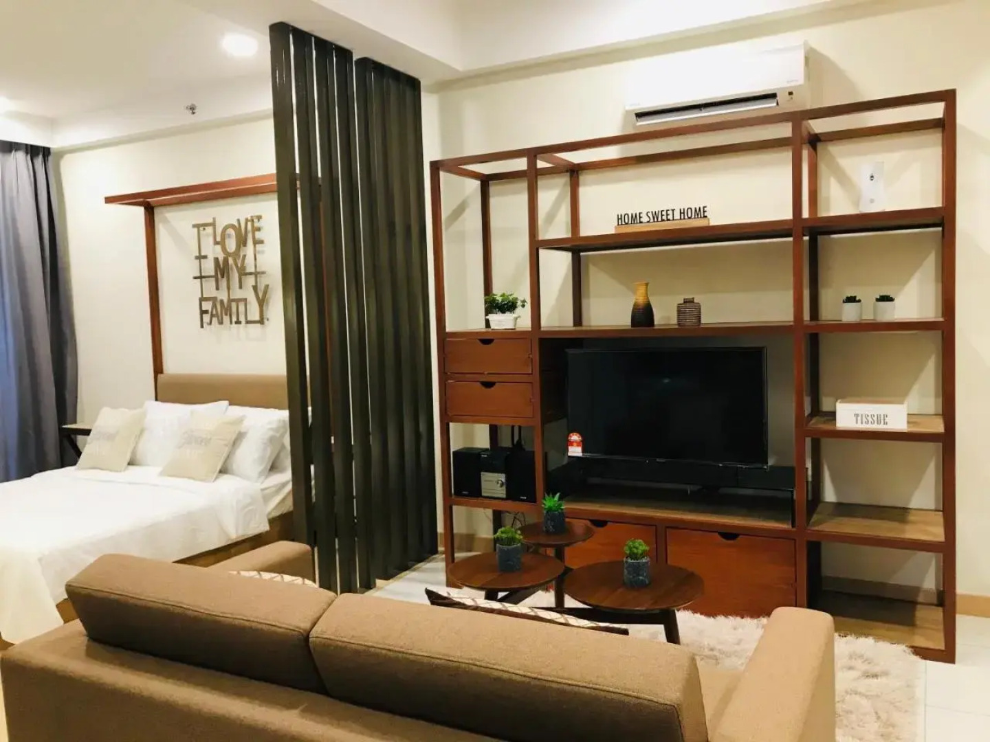 dESir Suite TimurBay