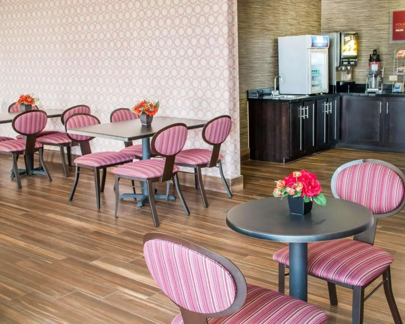 Comfort Inn & Suites San Marcos near Outlet Mall