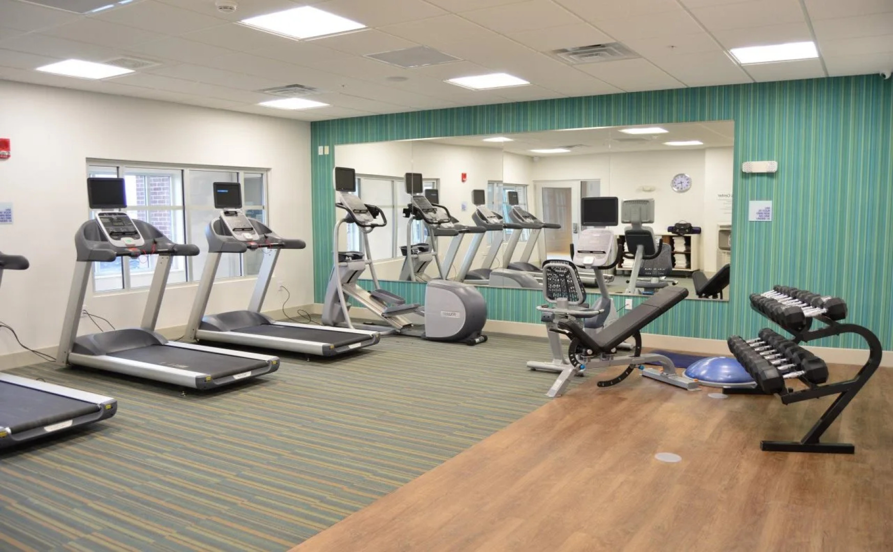 Holiday Inn Express & Suites Toledo South - Perrysburg by IHG