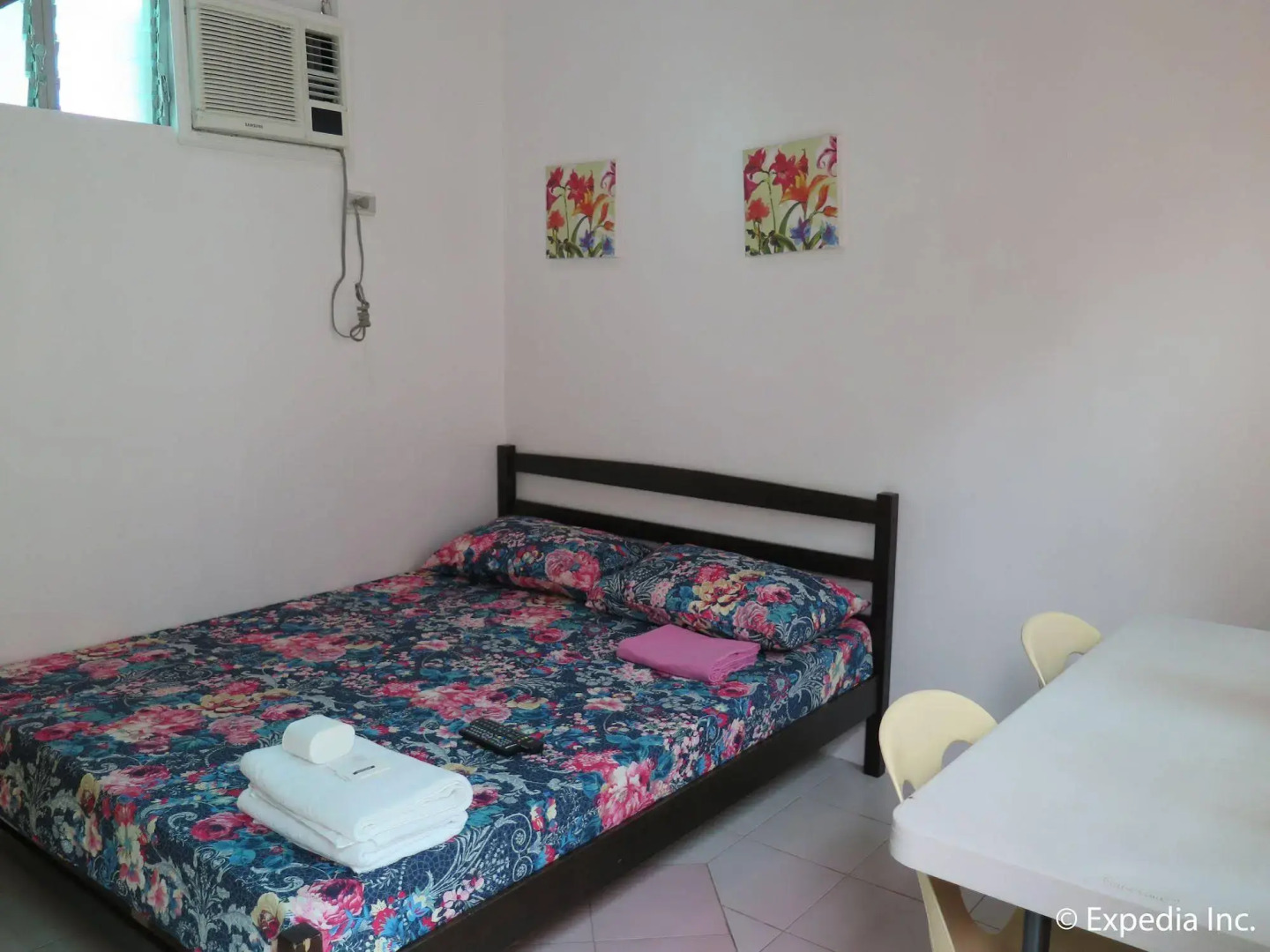 Zillion Pavilion Family & Business Hotel