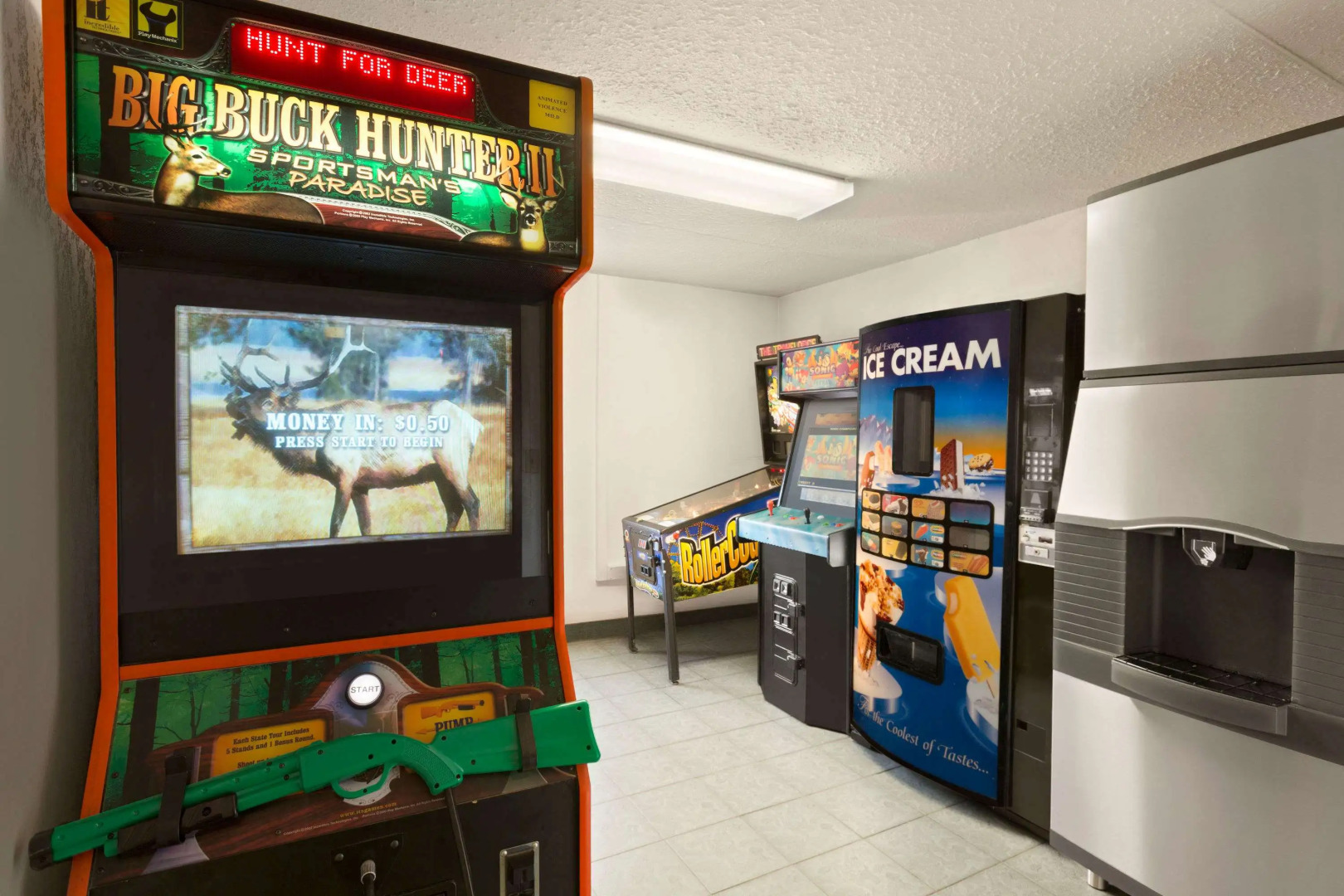 Travelodge by Wyndham Edmonton West