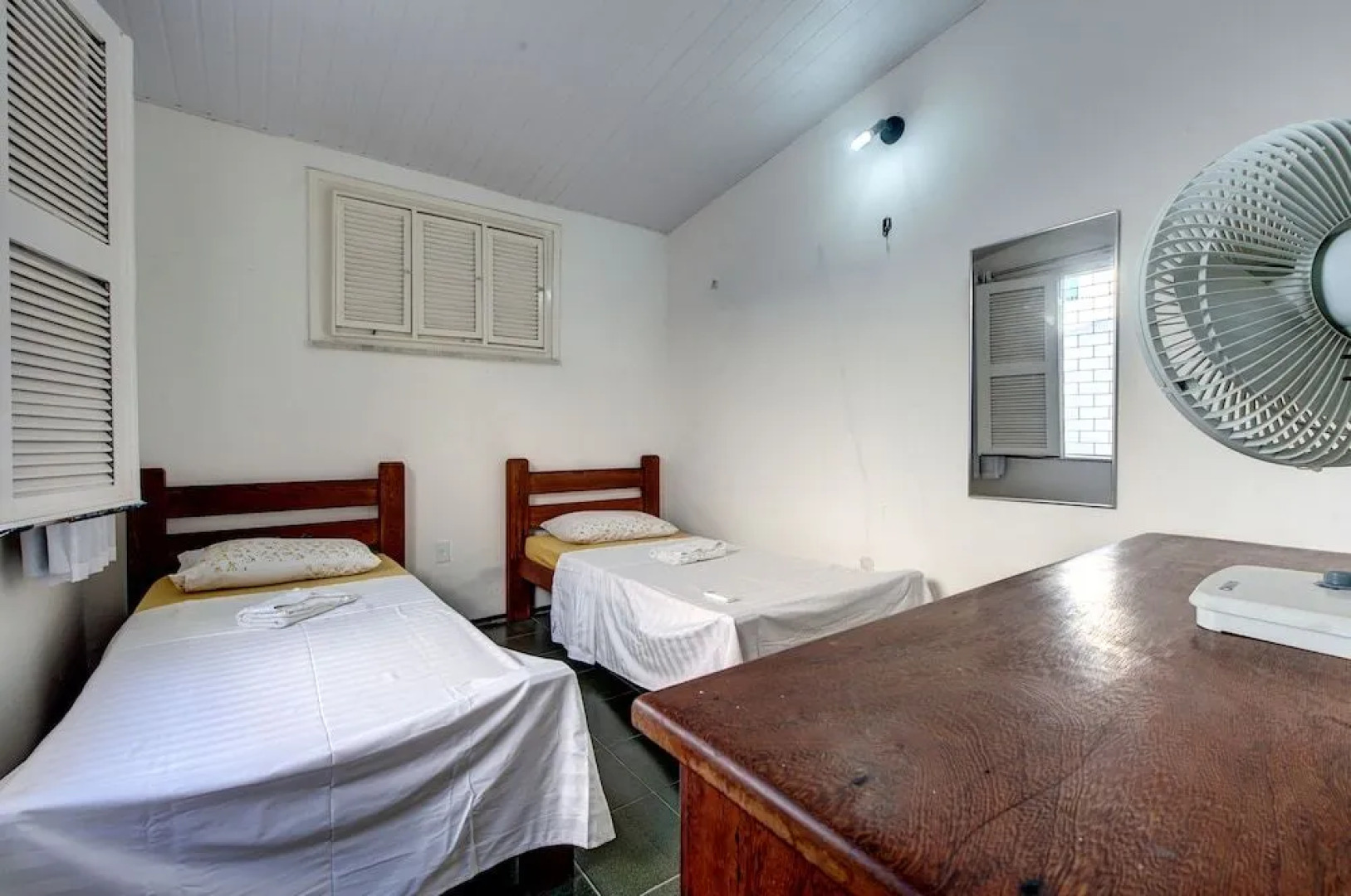 Casa com piscina privativa perto do mar