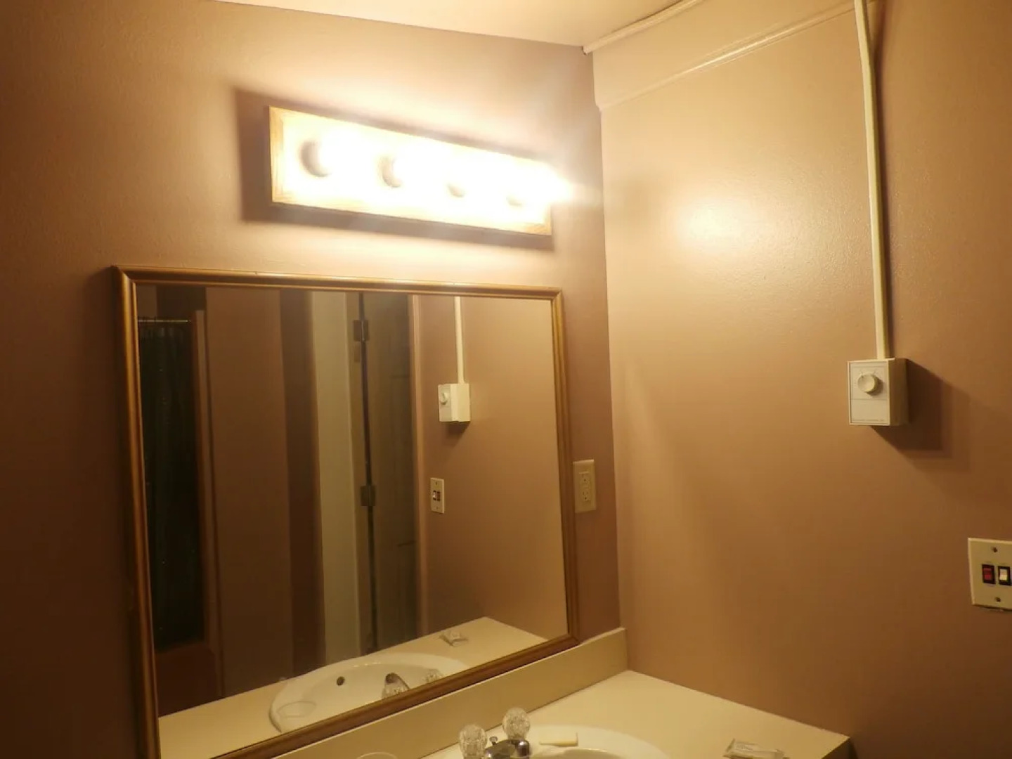 The Sage And Sand Motel