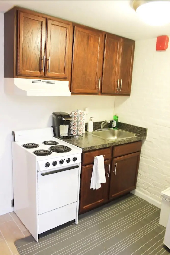 Comfy Studio in Boston's Back Bay Near Fenway Park