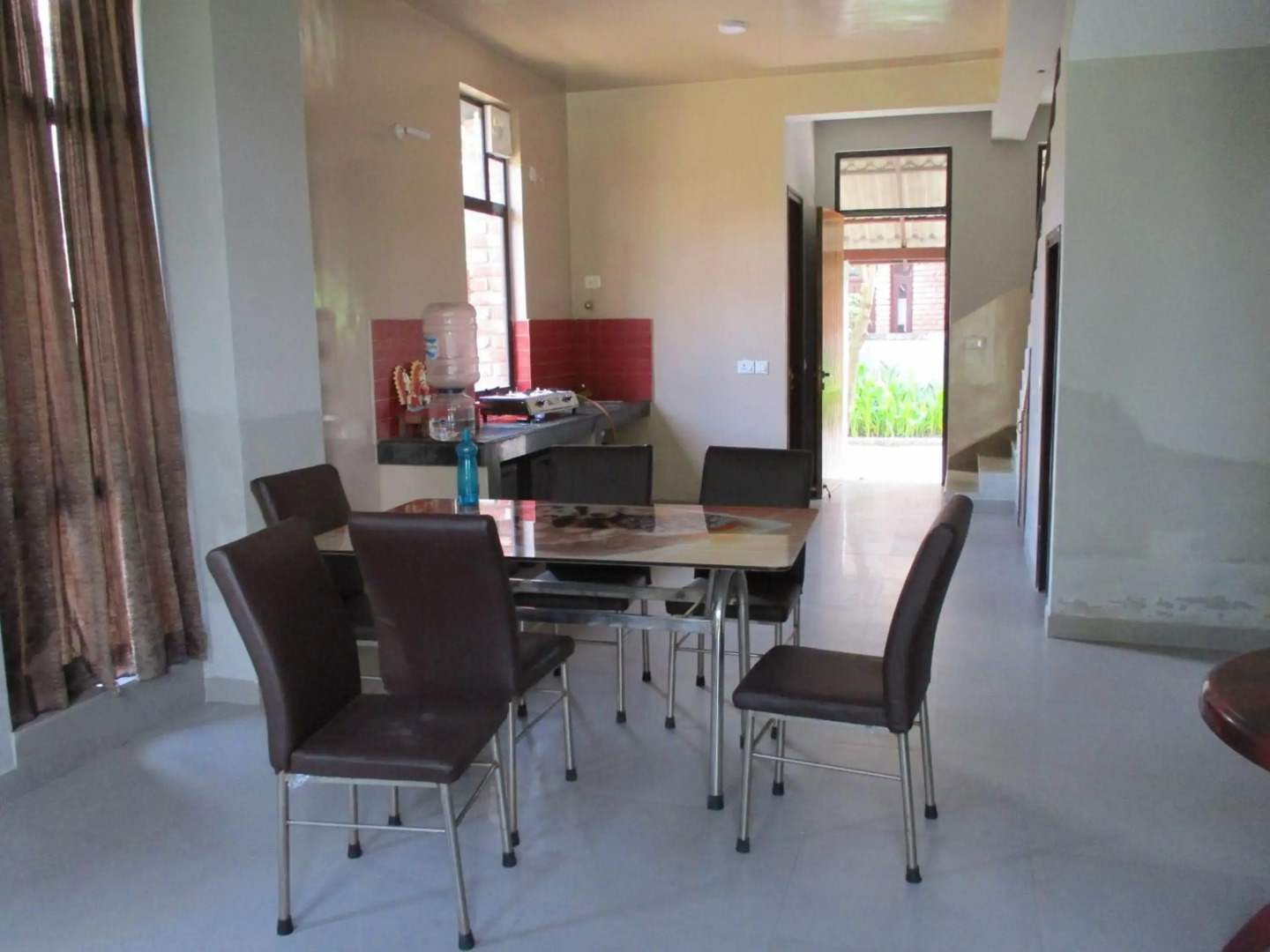 Ganga Kutir Oak Villa on Raichak