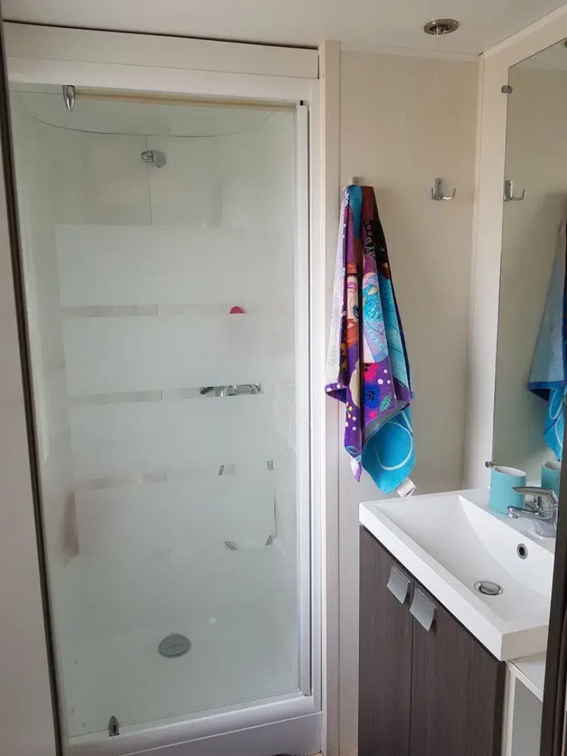 Mobile Home 3 chambre clim TV camping 4