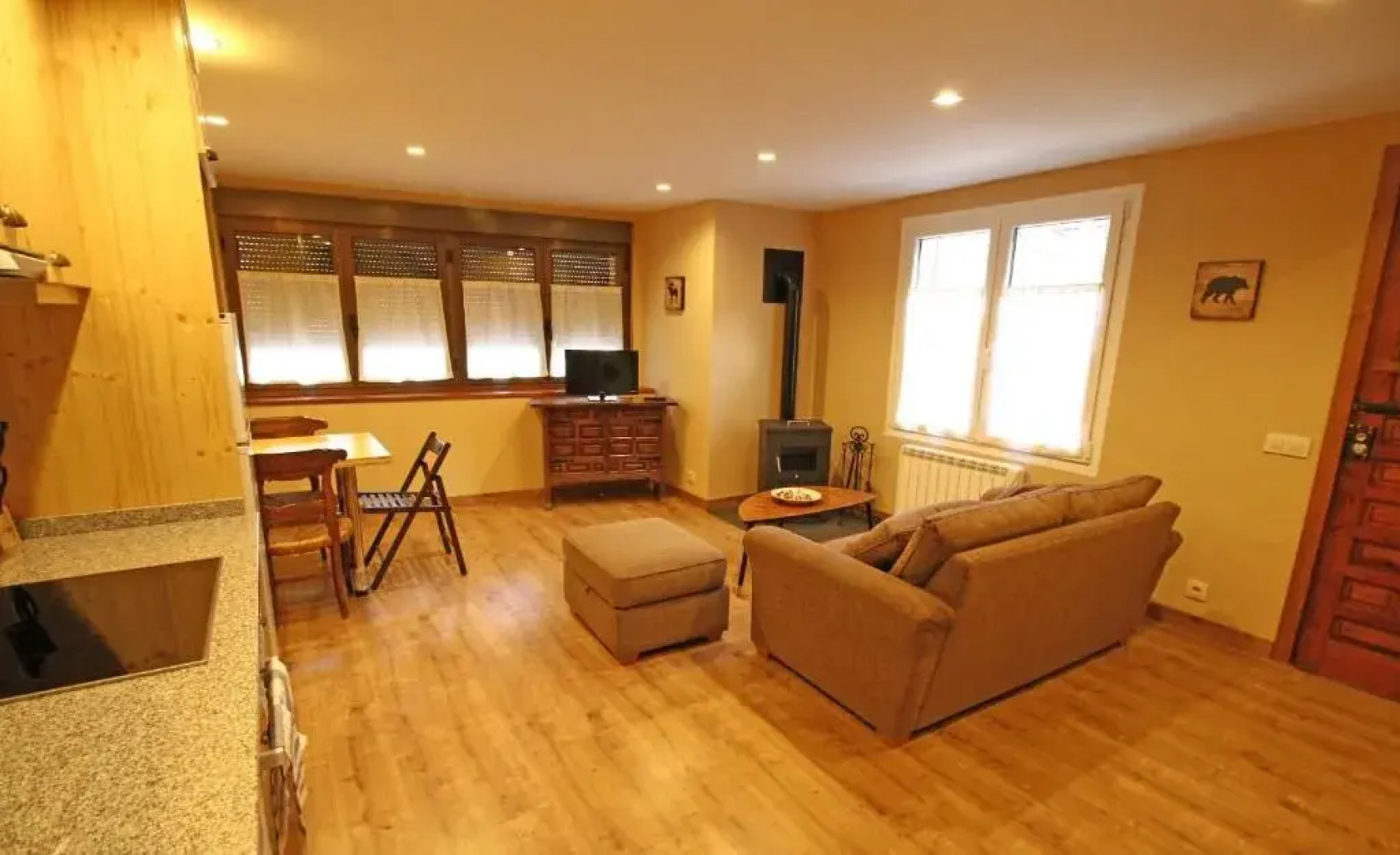 Snö Apartamentos Mont Romies Unhola