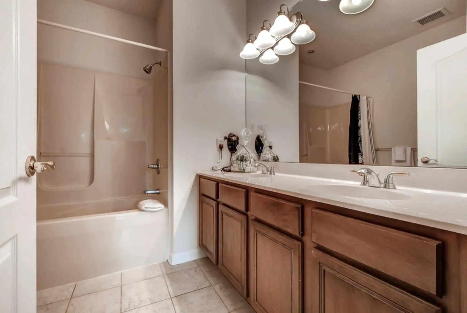 Global Luxury Suites at Forrestal