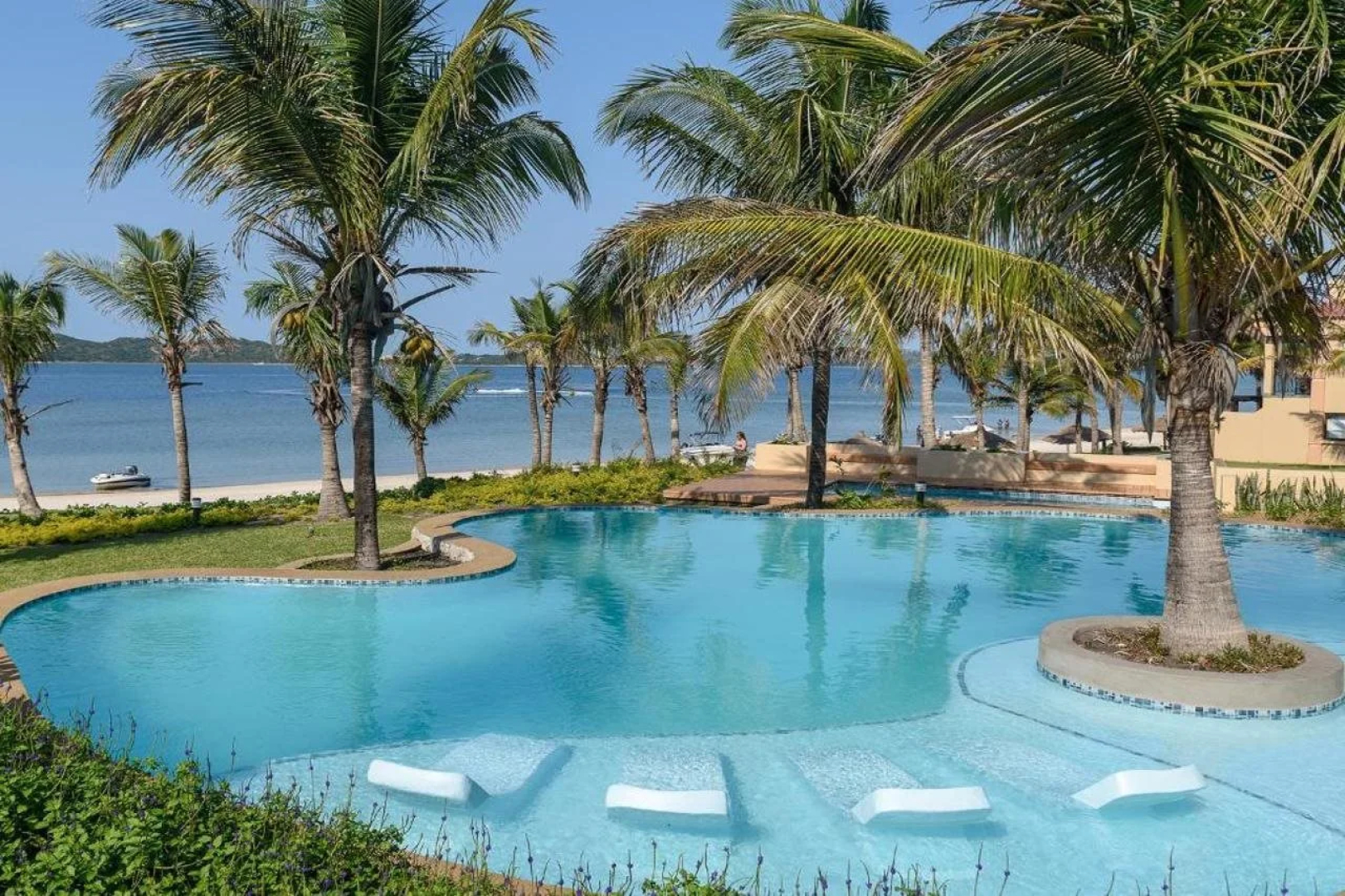 San Martinho Beach Club
