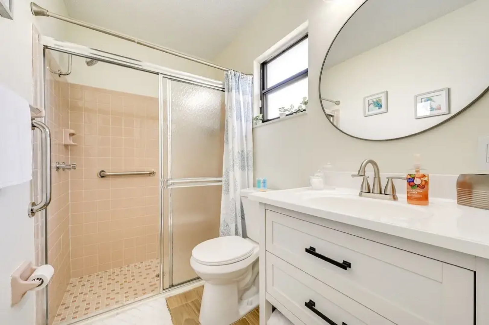 Port Richey Home w/ Pool, Near Beach Park!