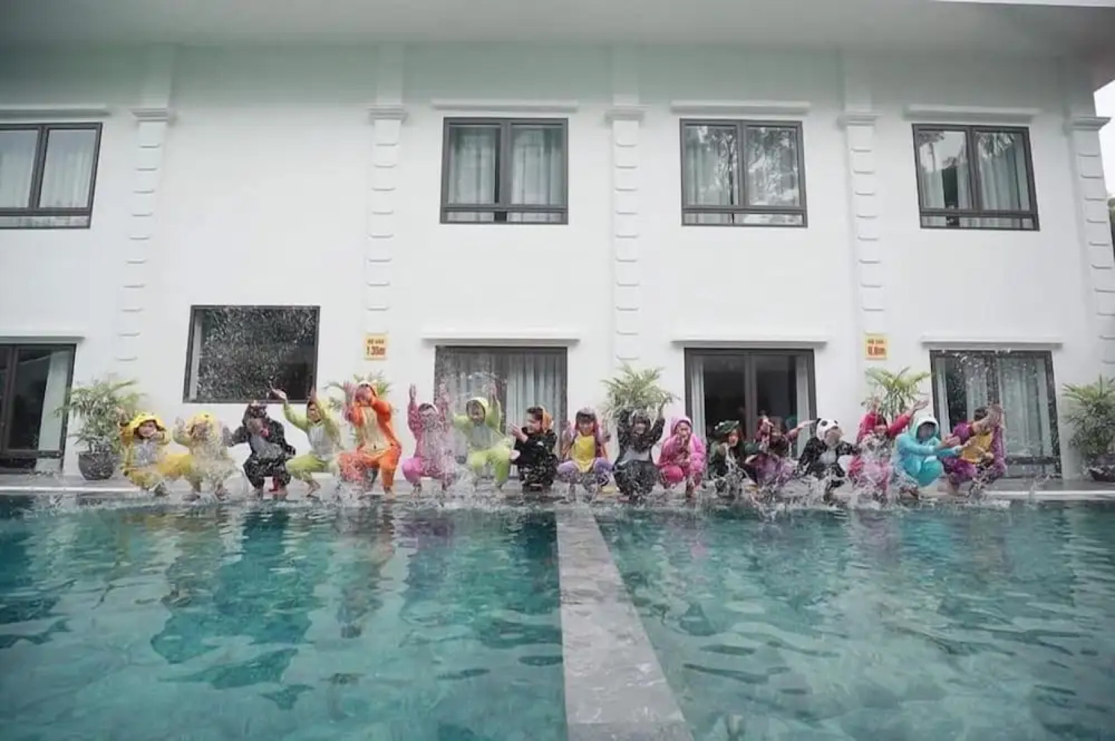 Lakeside Dailai Hotel