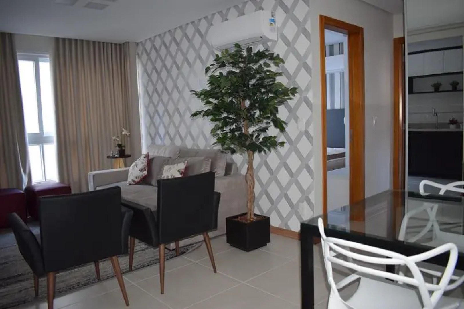 Lindo E Moderno Apartamento De 2 Quartos Em Gramado