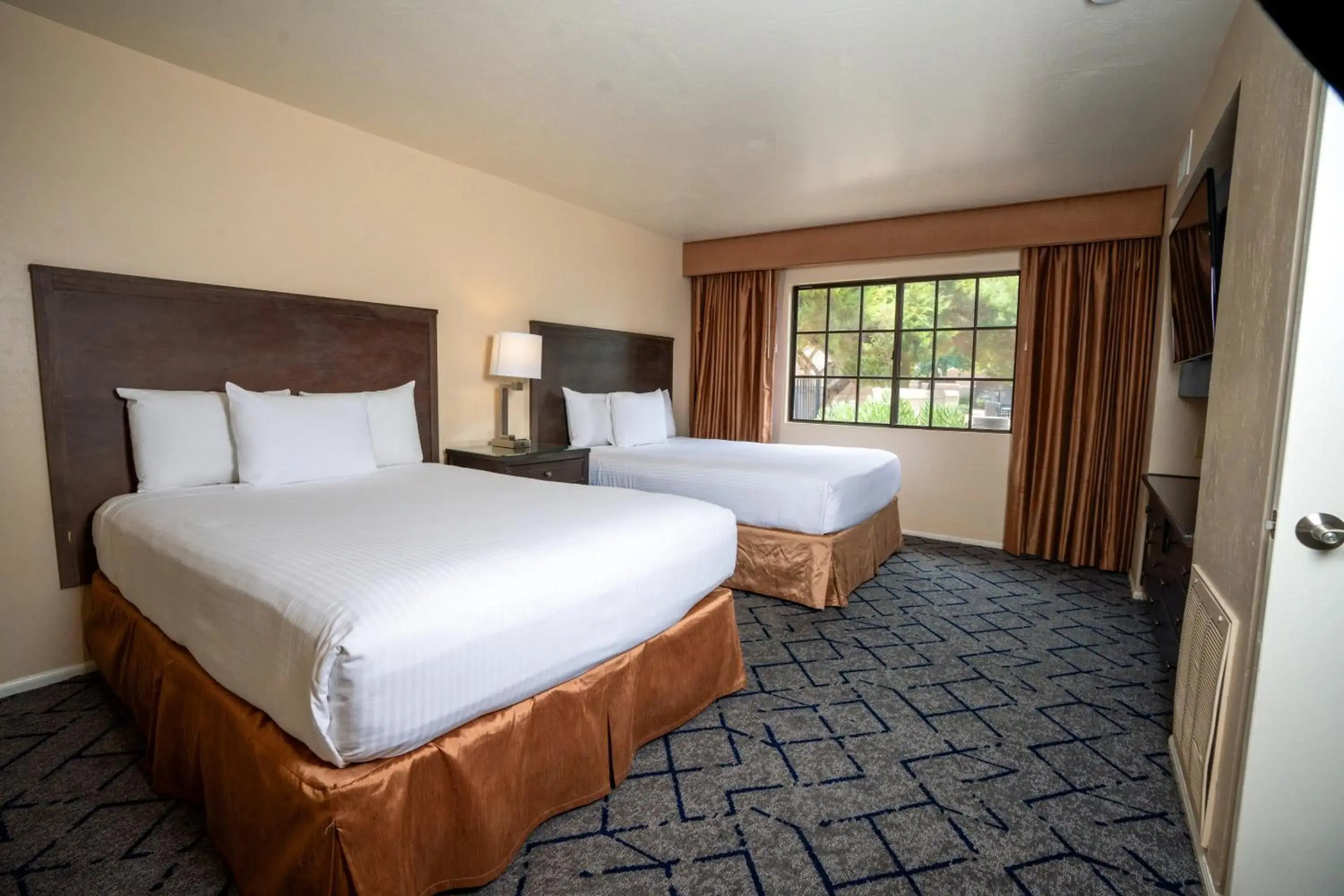 Scottsdale Plaza Resort