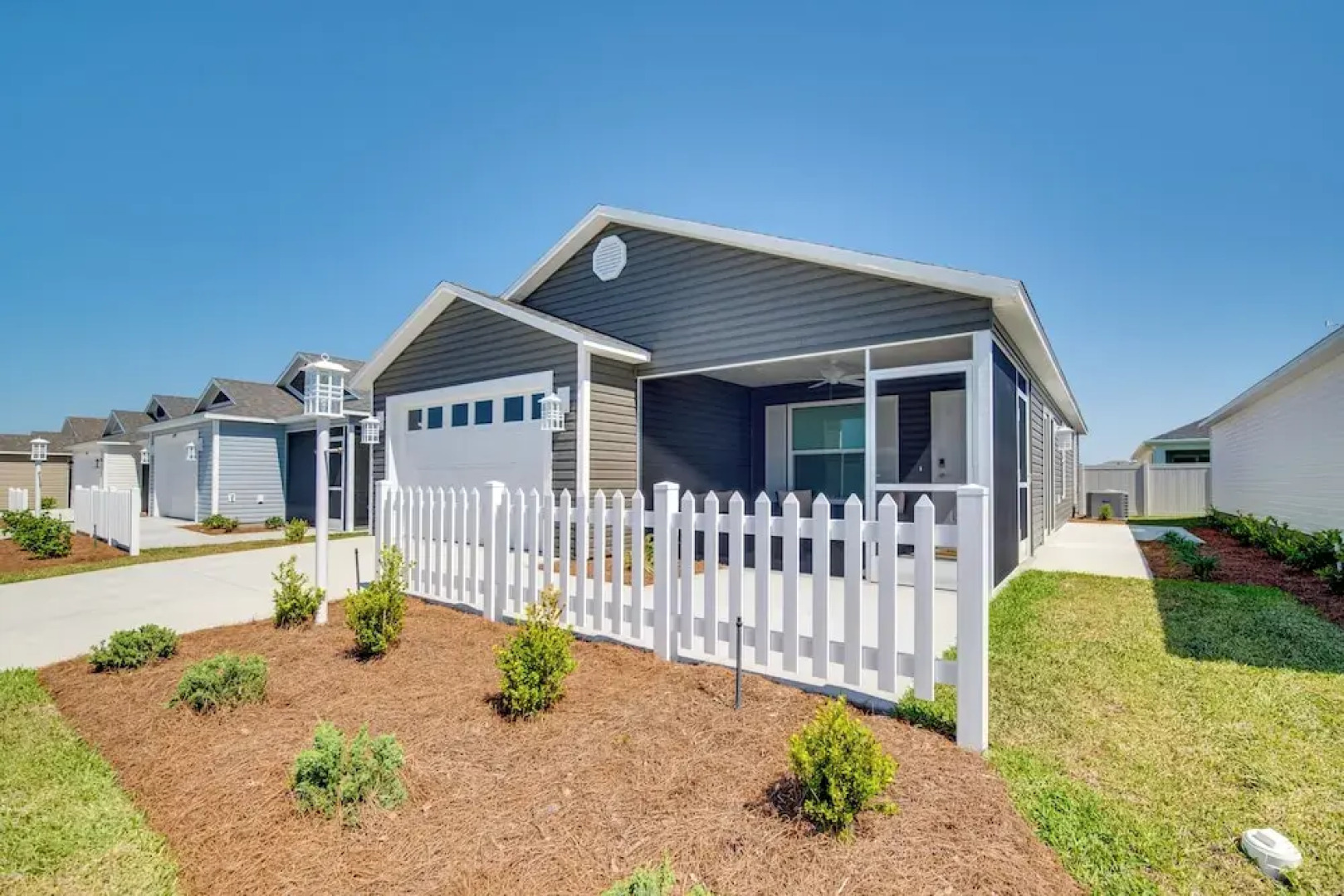 Home in The Villages Near Town Centers!