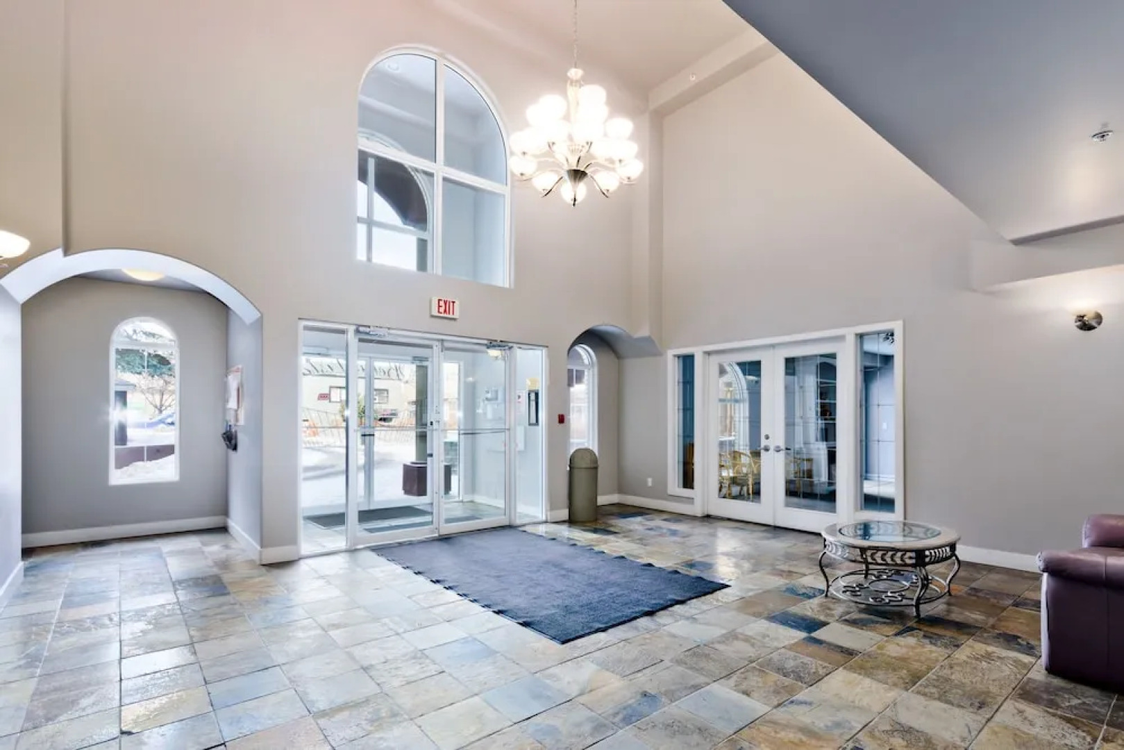 Suite Digs Bella Vista