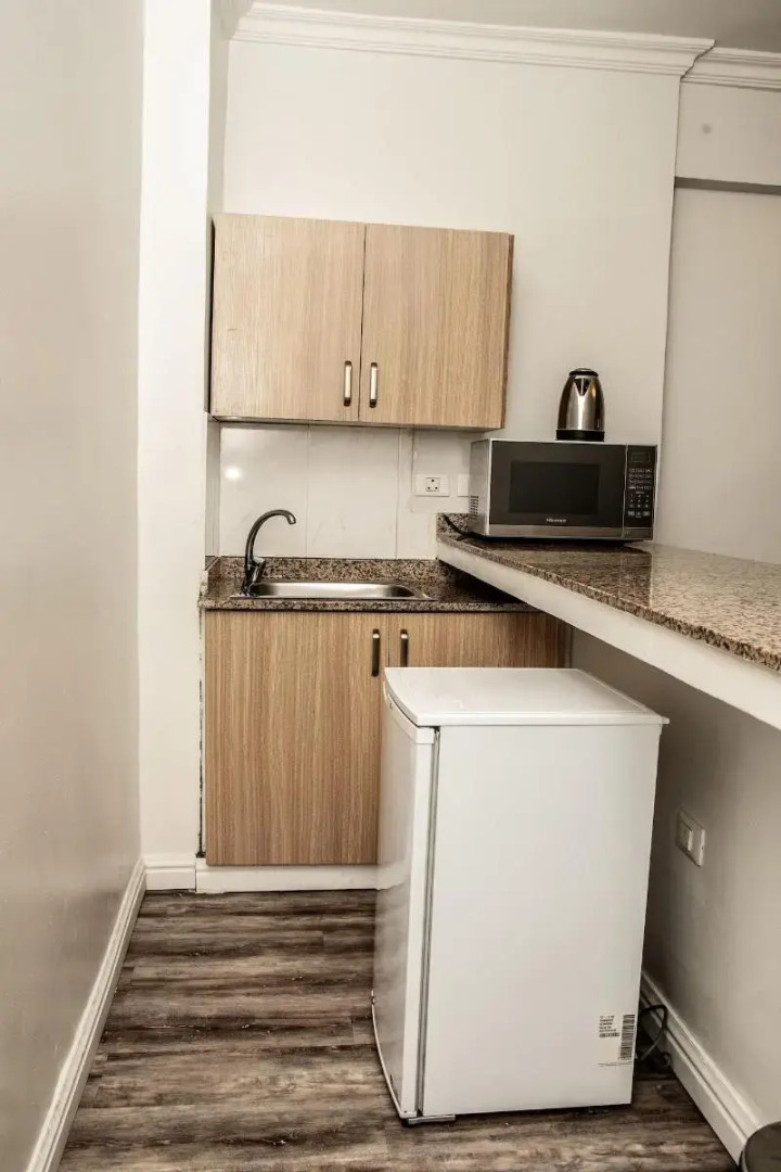 Maroko Bayshore Suites