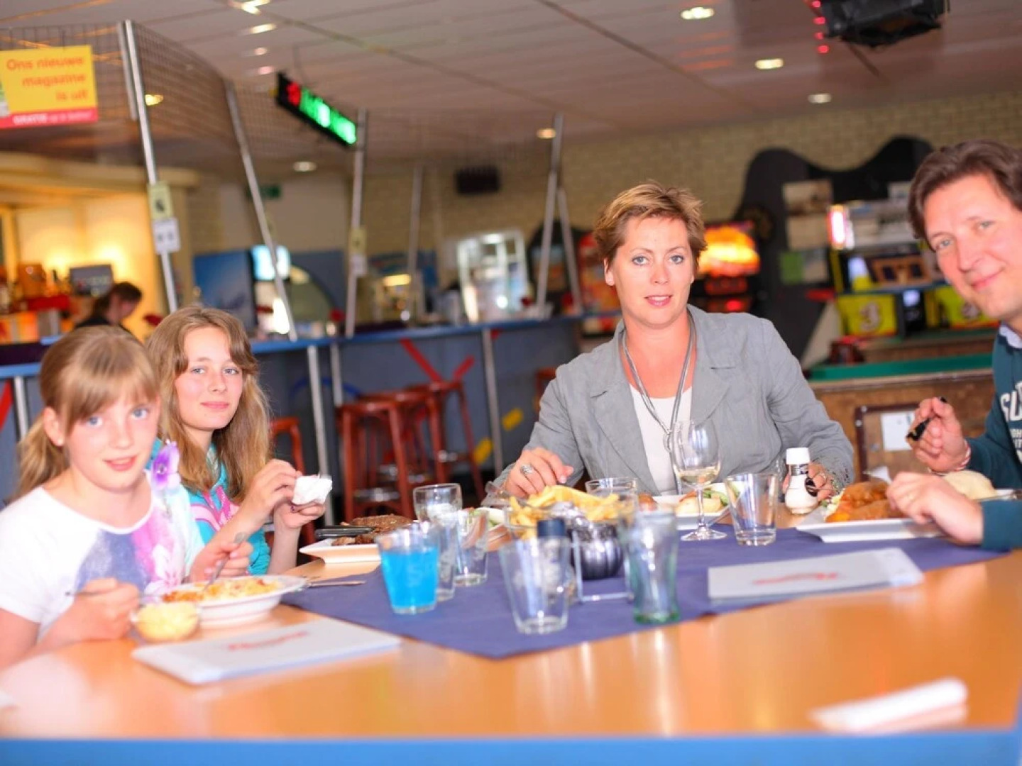 Detached, Well-Kept Holiday Home with Wifi, Beach at 500 M