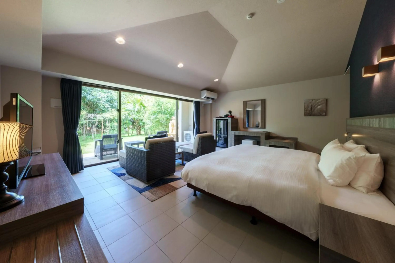 Grandvrio Resort Ishigakijima Oceans Wing Hotel