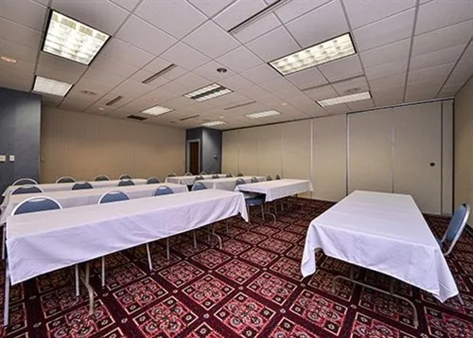 Quality Inn and Suites Beaver Dam