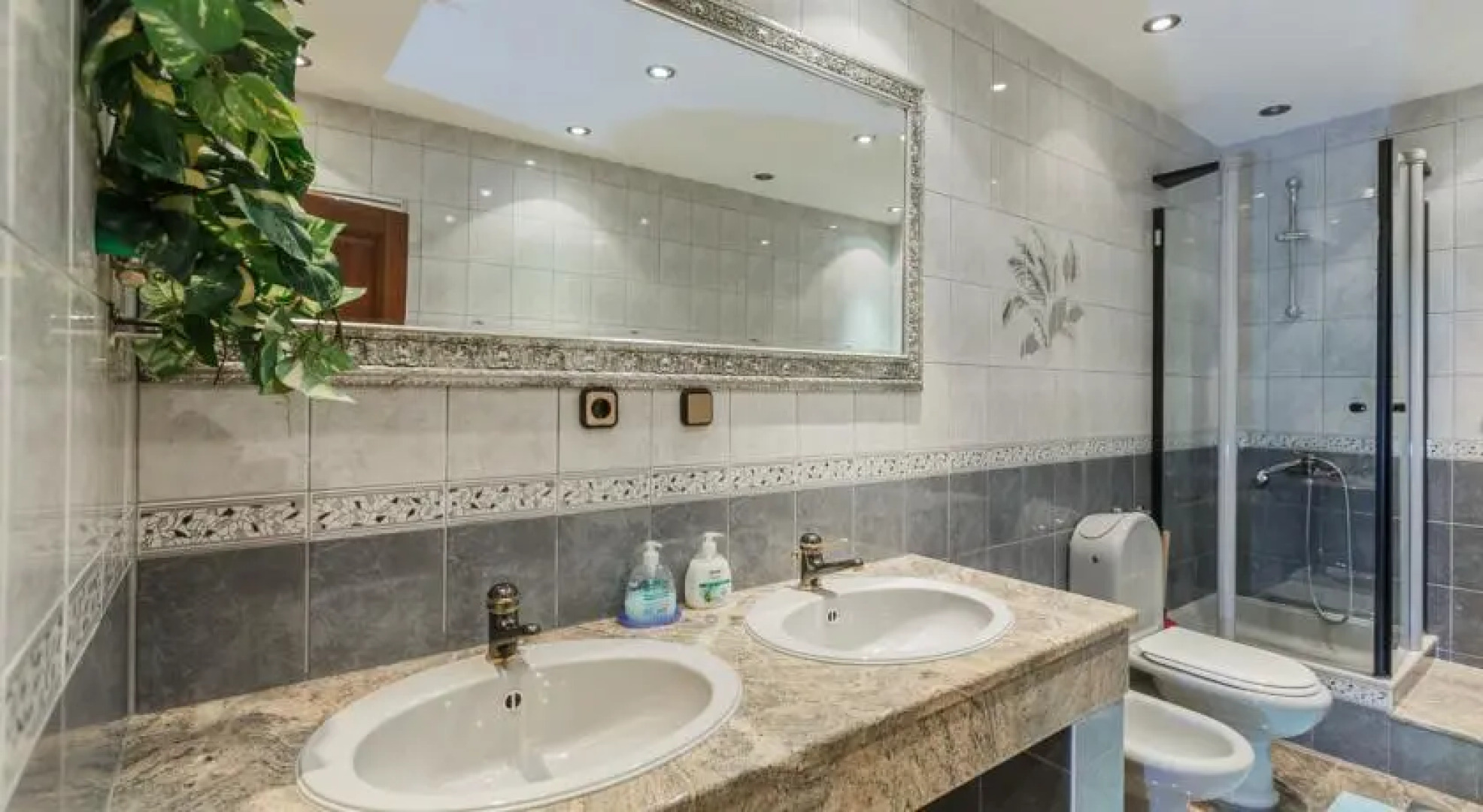 Guest house Tudor Main Promenade