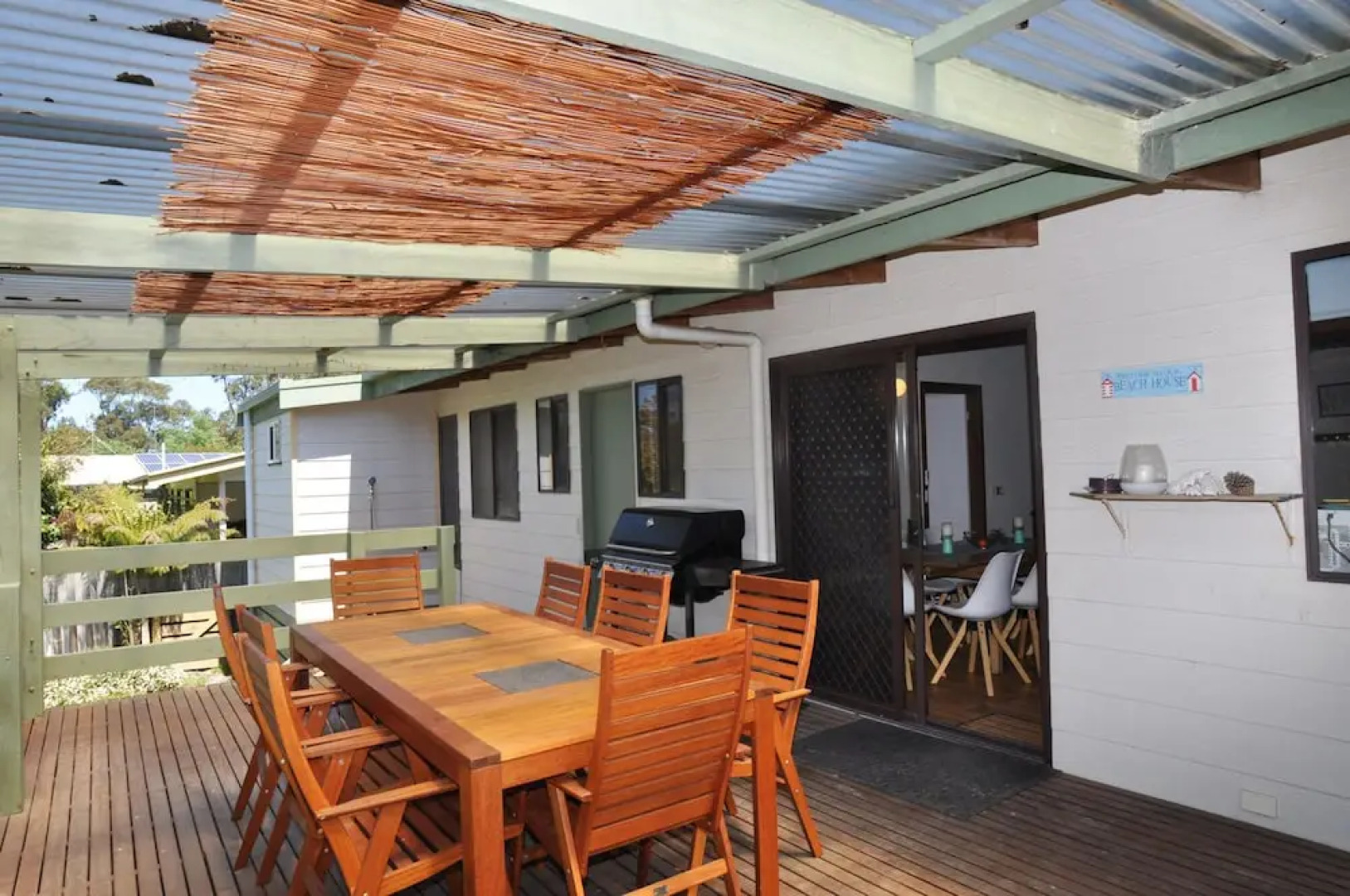 Inlet Dreaming - Free Wifi