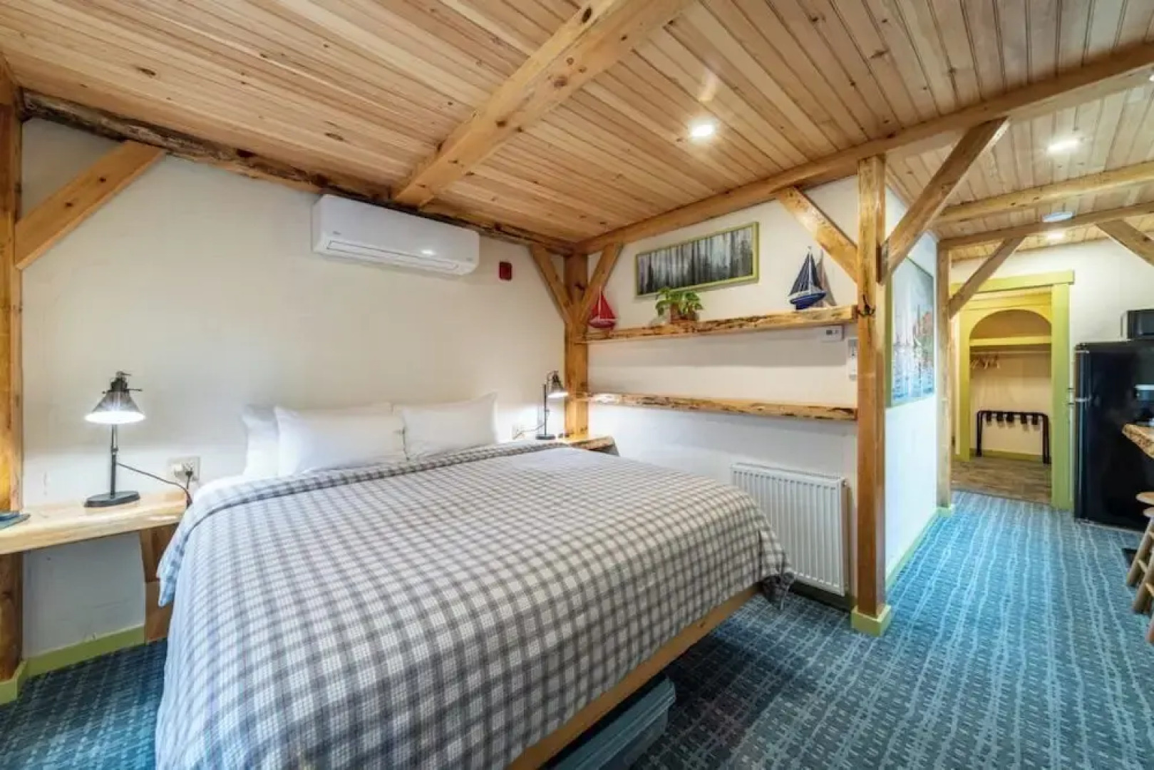 Downtown Camden Hotel