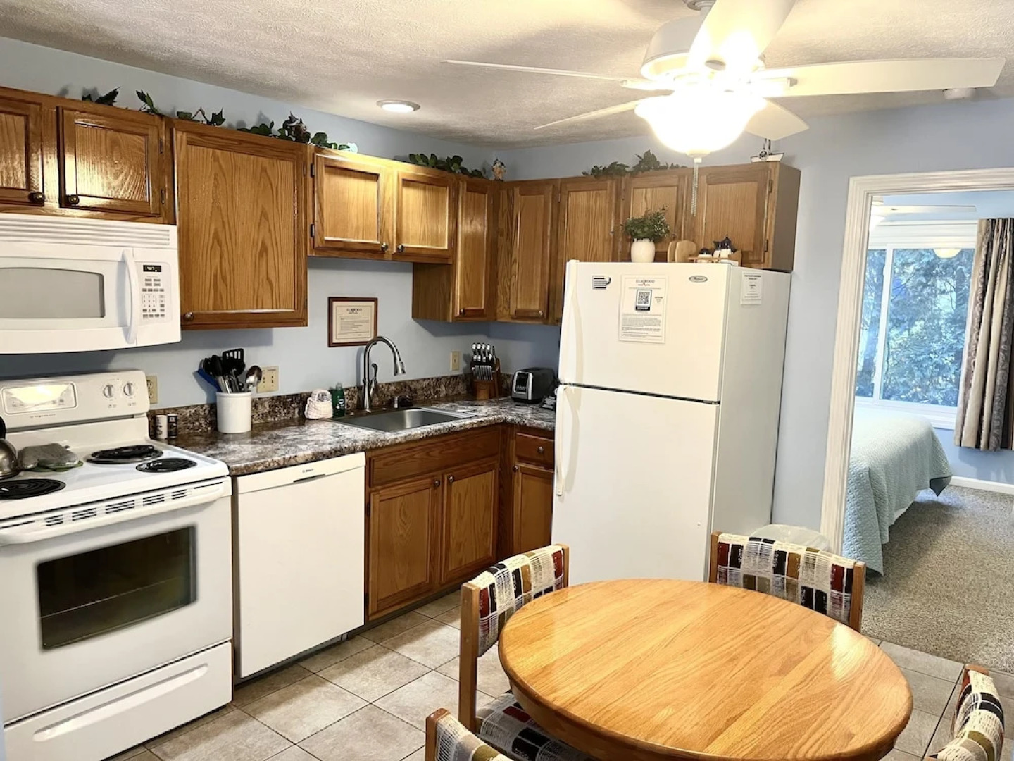 Elmwood Resort Hotel