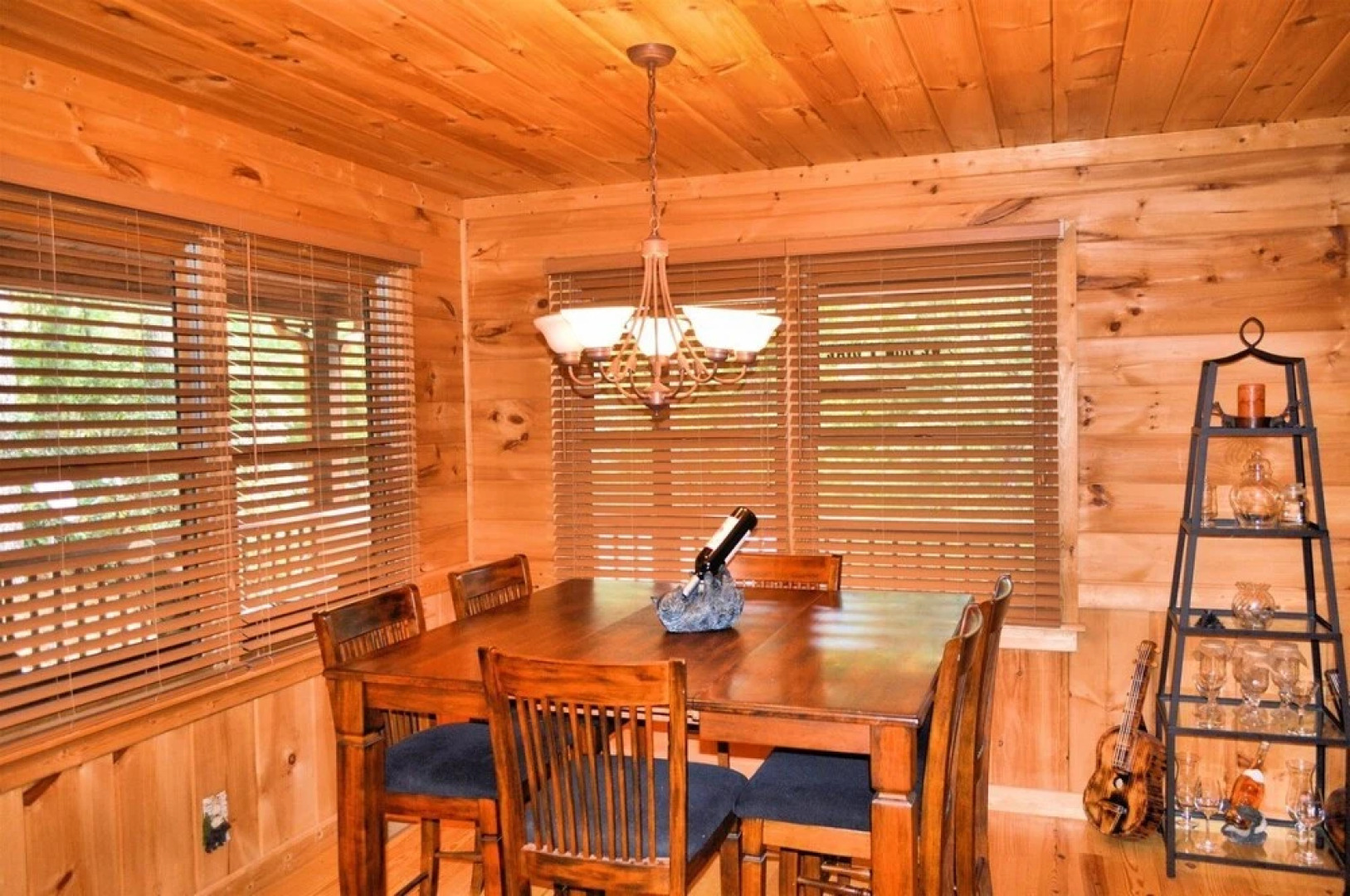 Snuggled Inn - Blue Ridge Ga