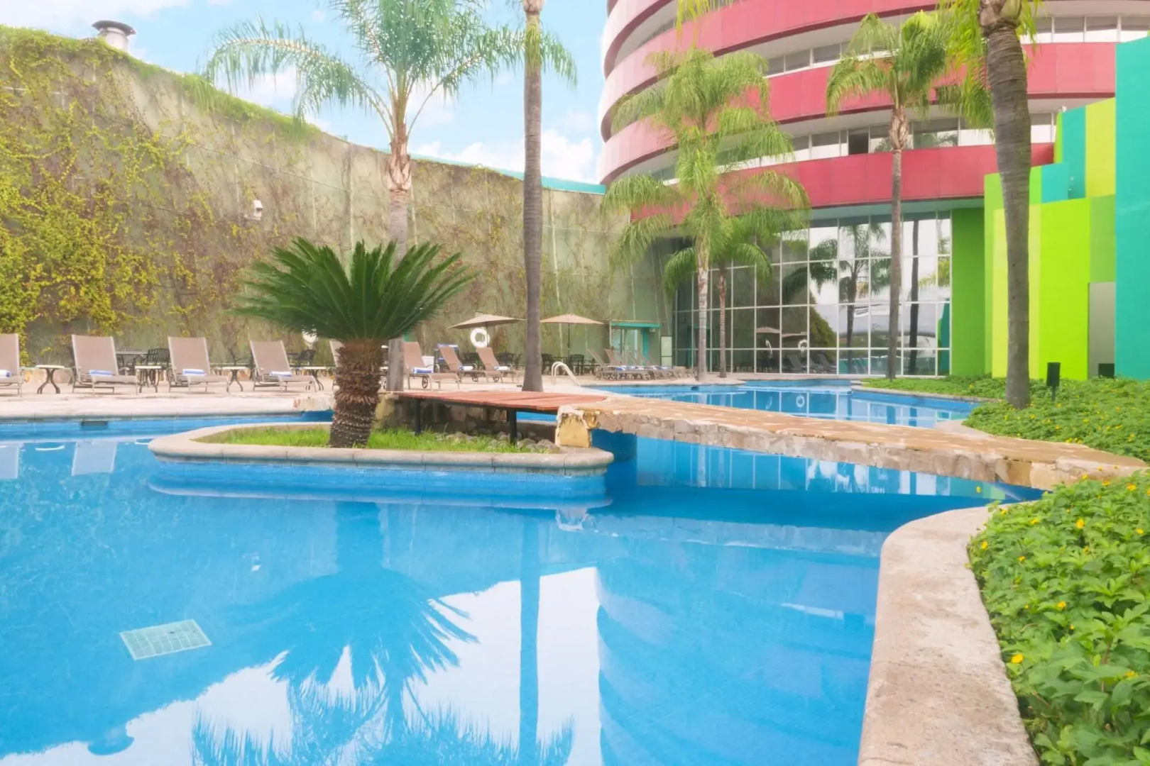 Holiday Inn Monterrey - Parque Fundidora by IHG