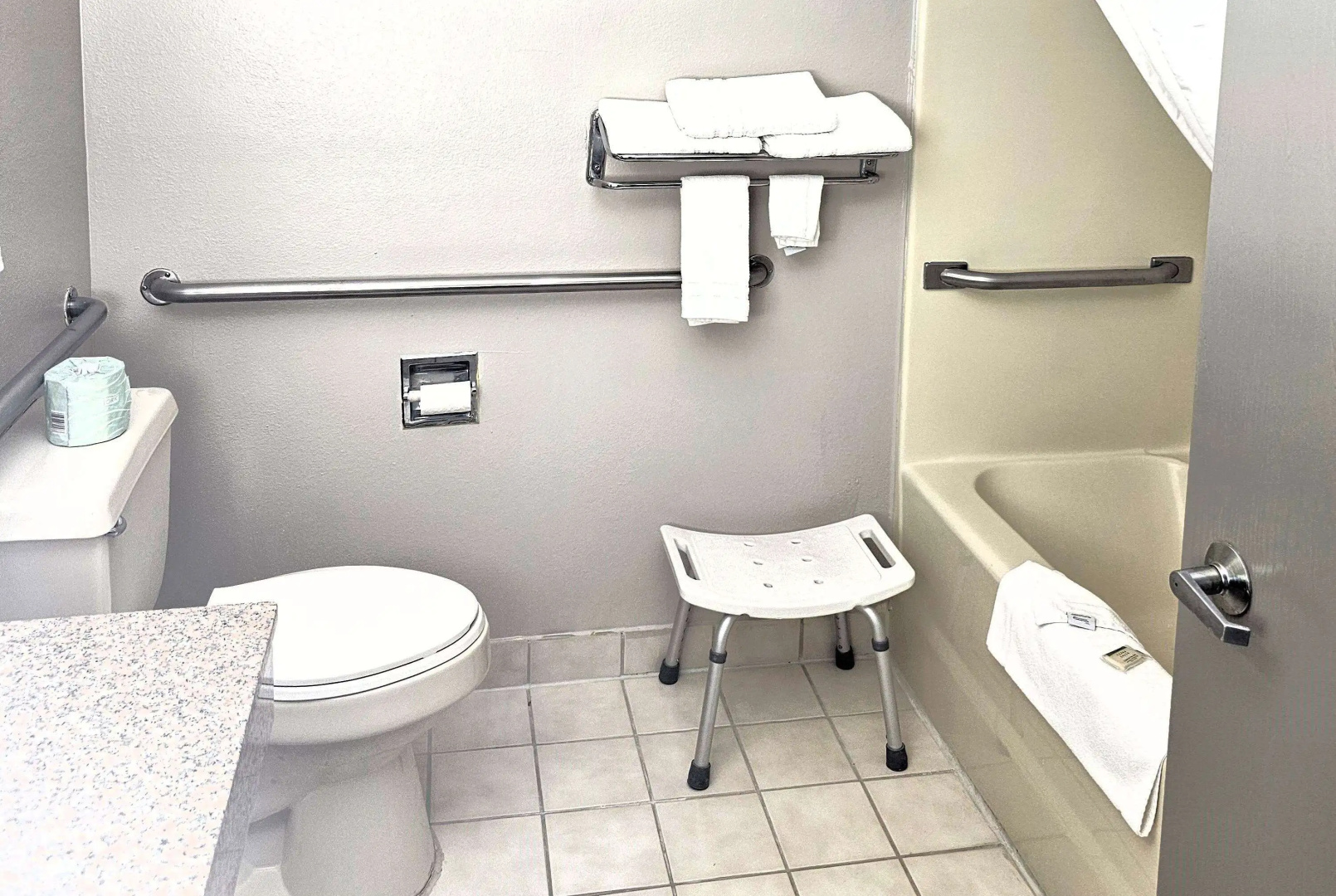 Days Inn by Wyndham North Sioux City