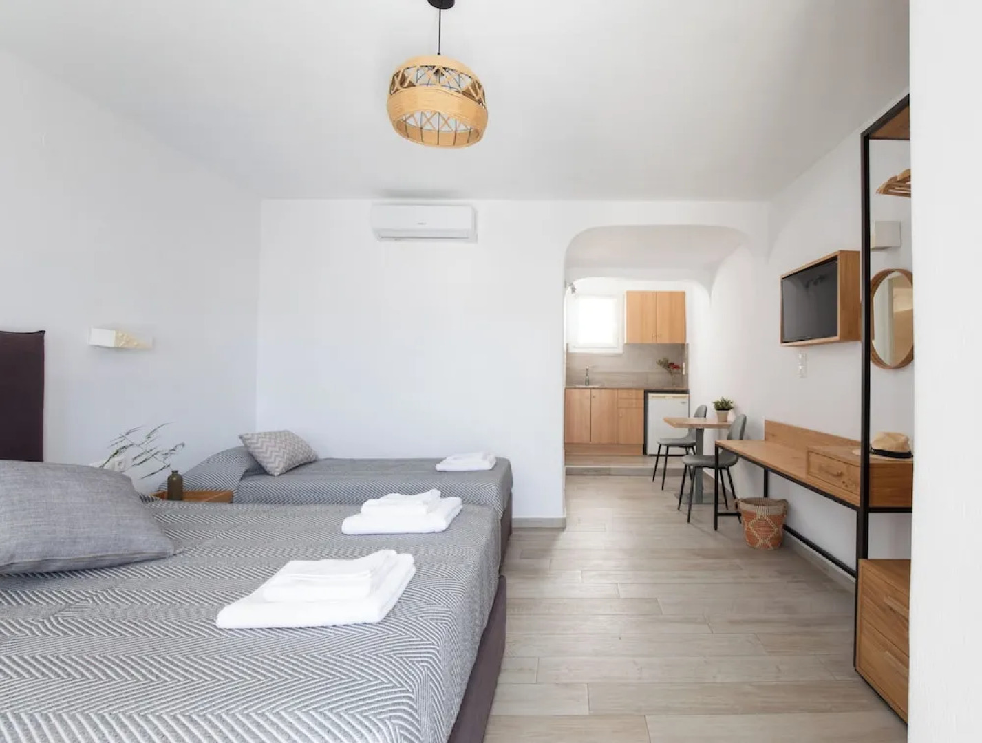 Agia Anna on the beach