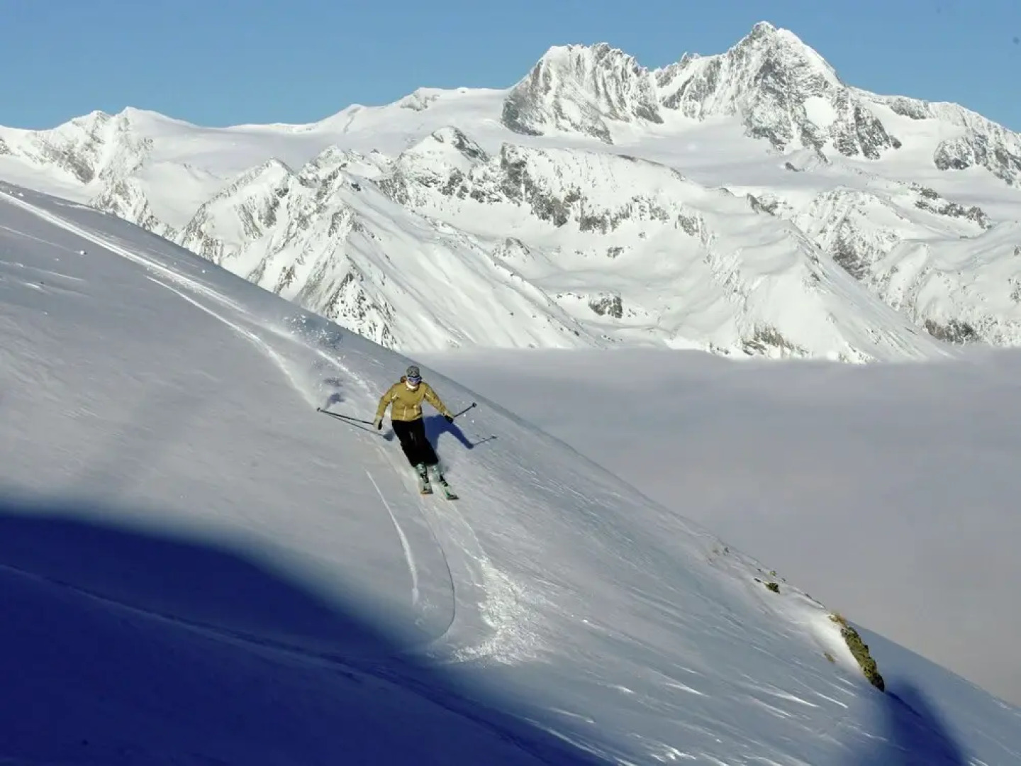 Modern Apartment With Sauna, Balcony, Garage, Washing Room