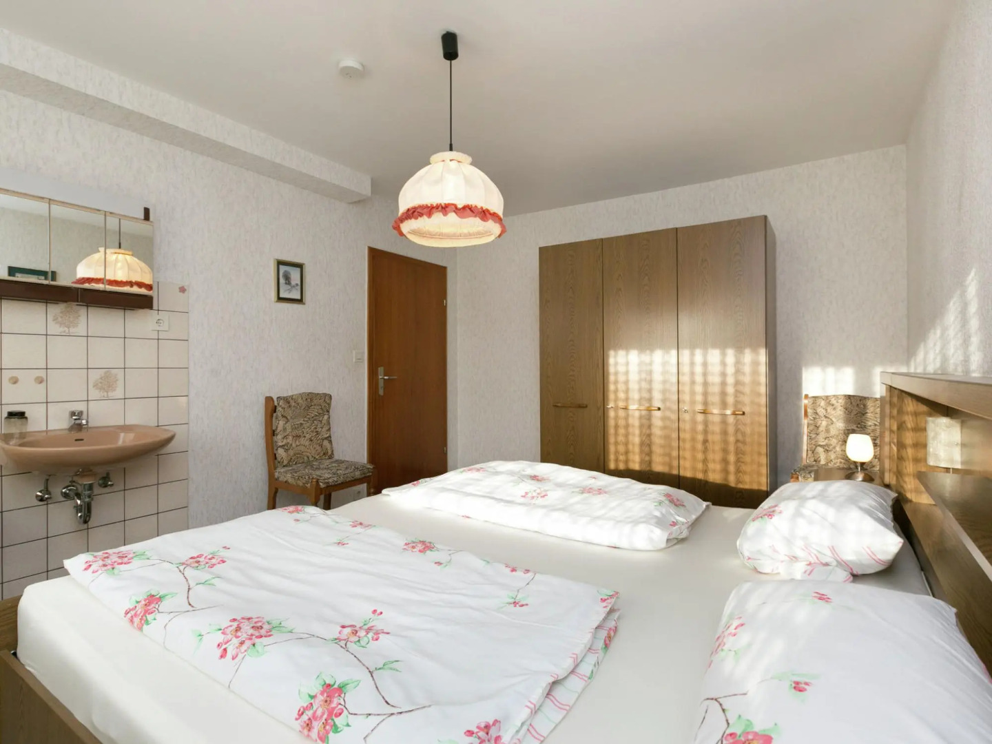 Apartment in Winnen Near Forest