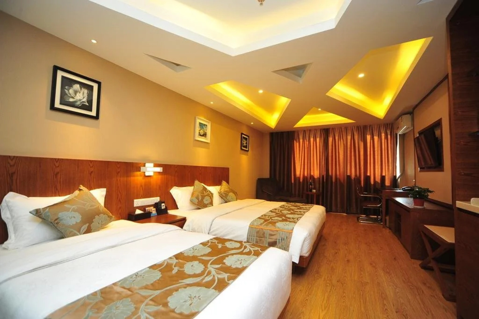 Kunming Pin Zhi Hotel